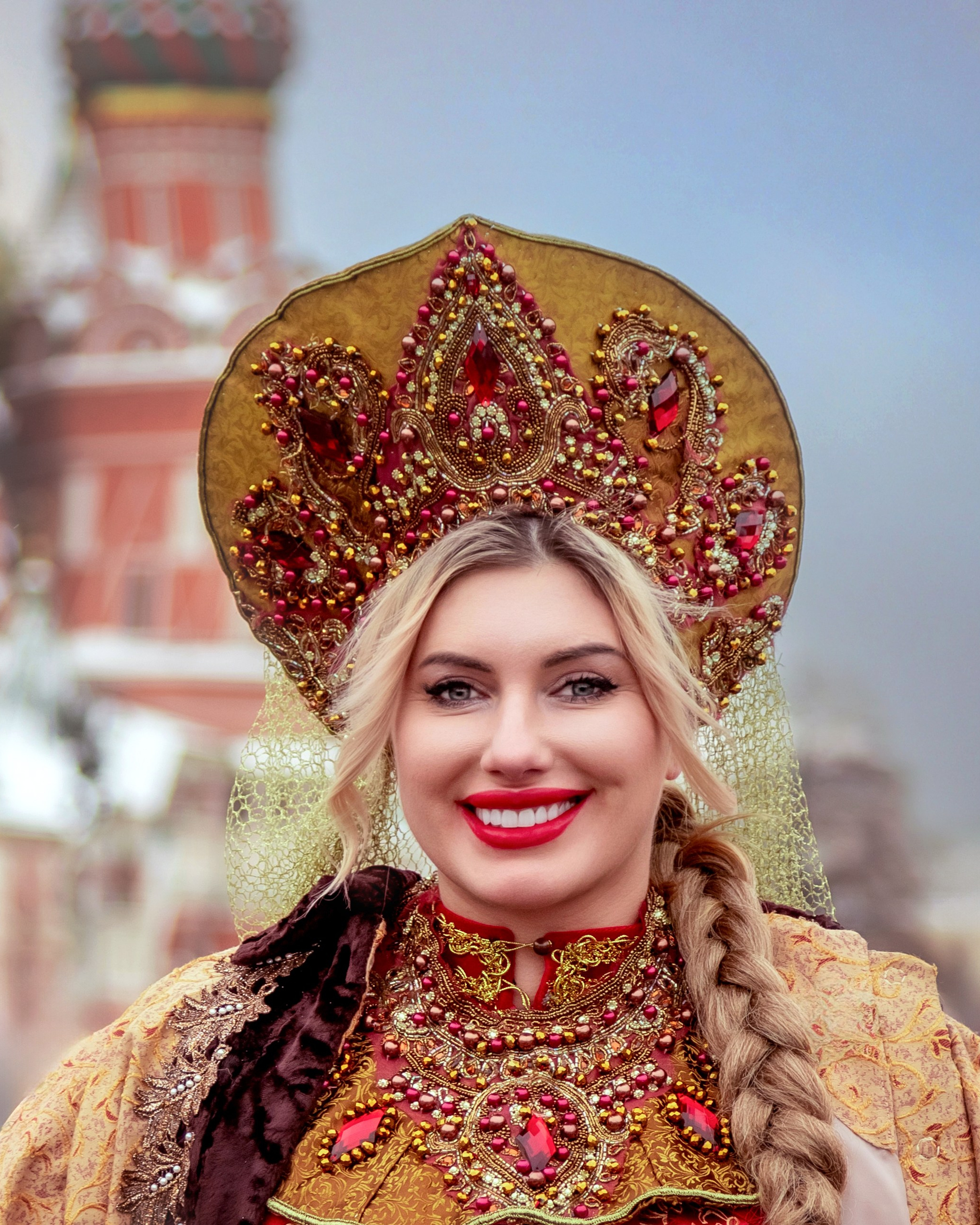 РУССКАЯ Краса