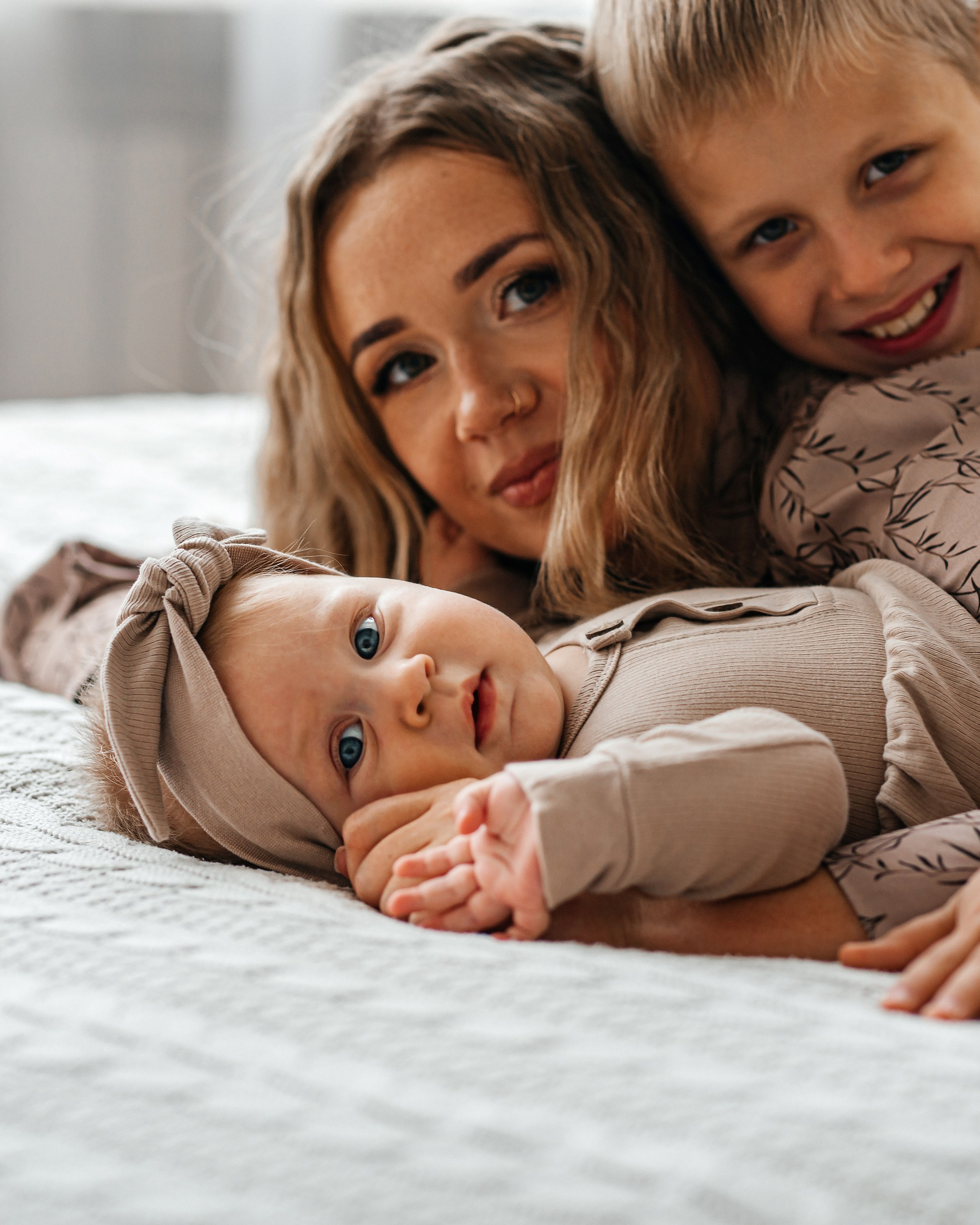 Лера, Арсений, Аврора