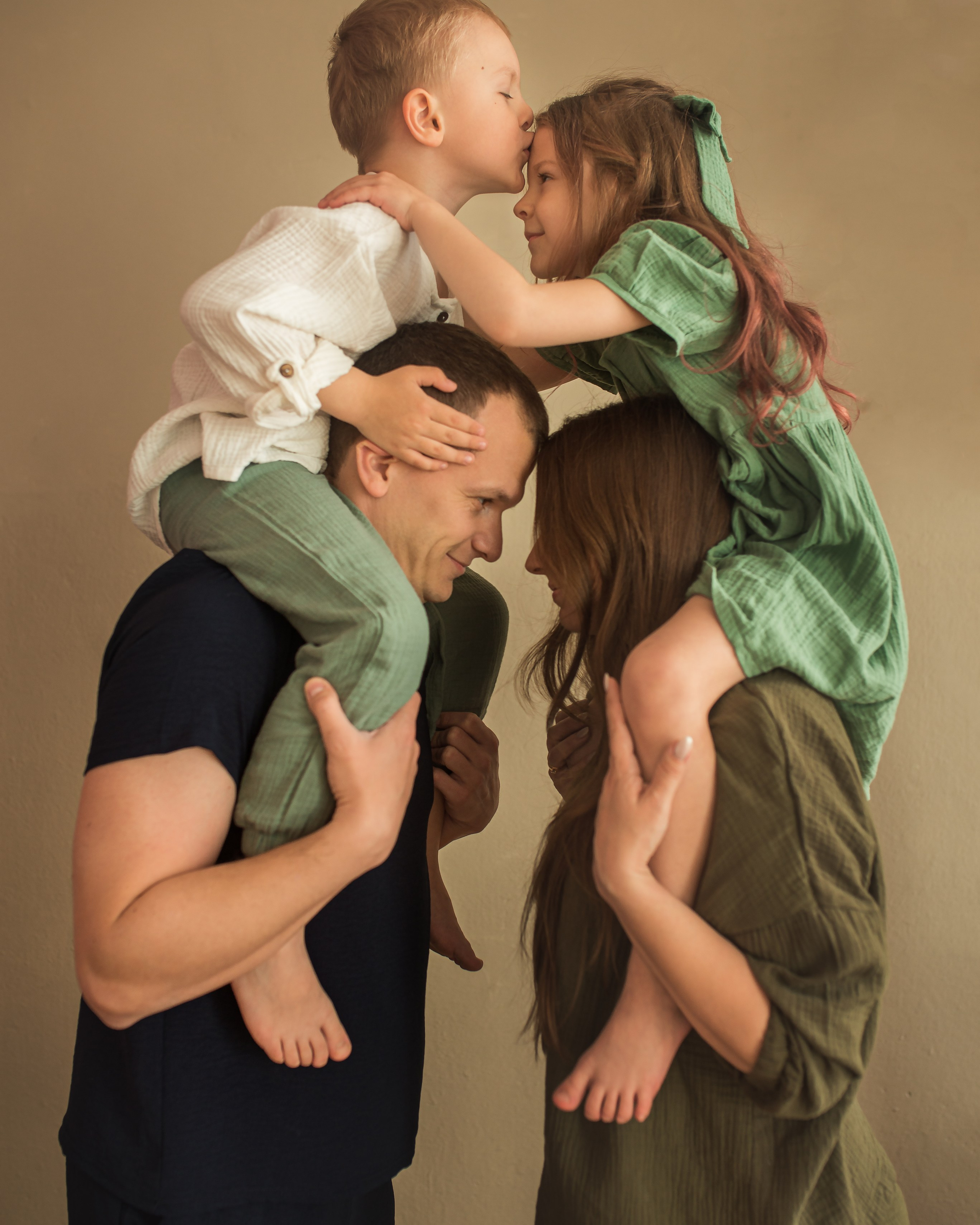 Павел, Светлана, Костя и&nbsp;Полина