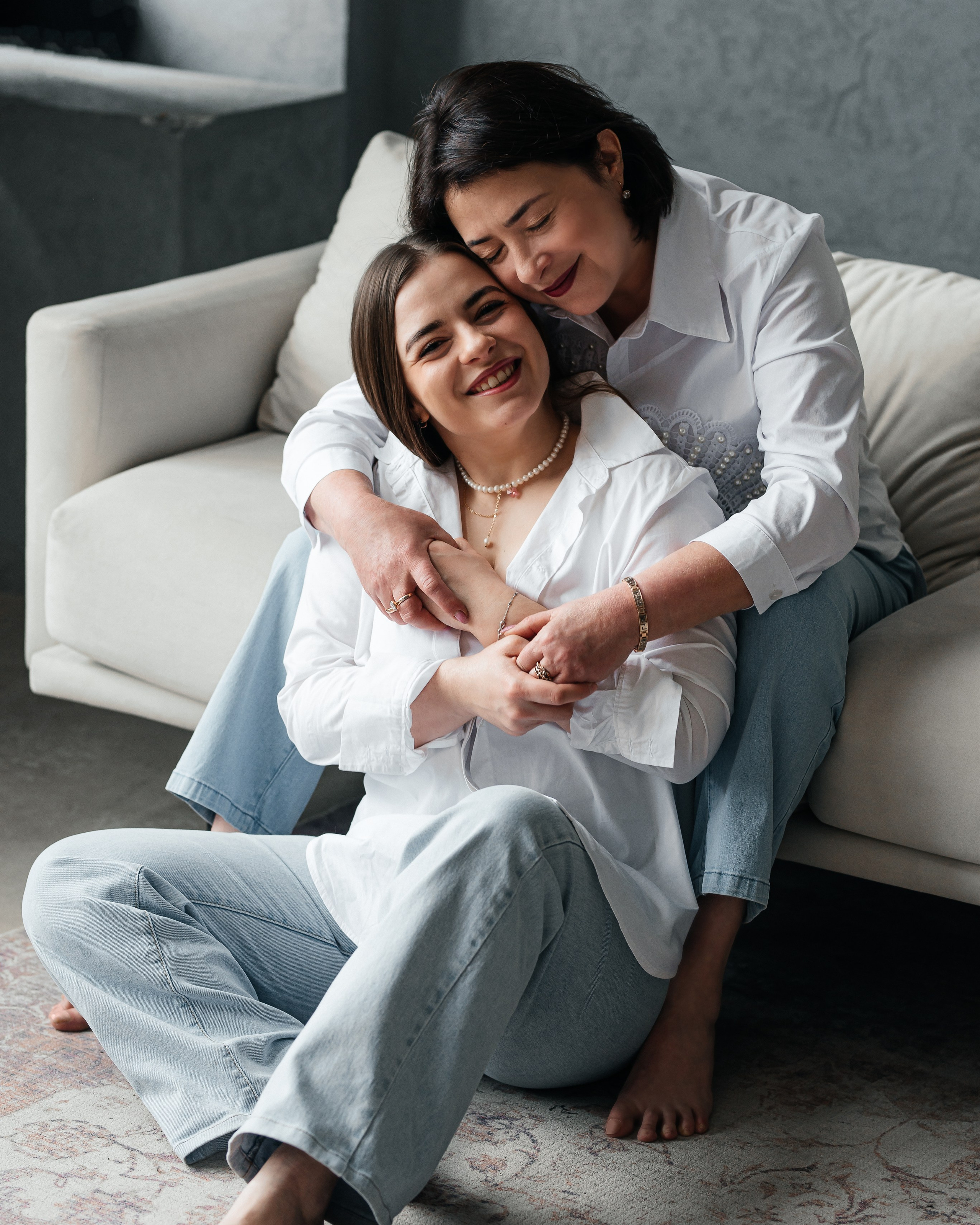 Ольга и&nbsp;Евгения