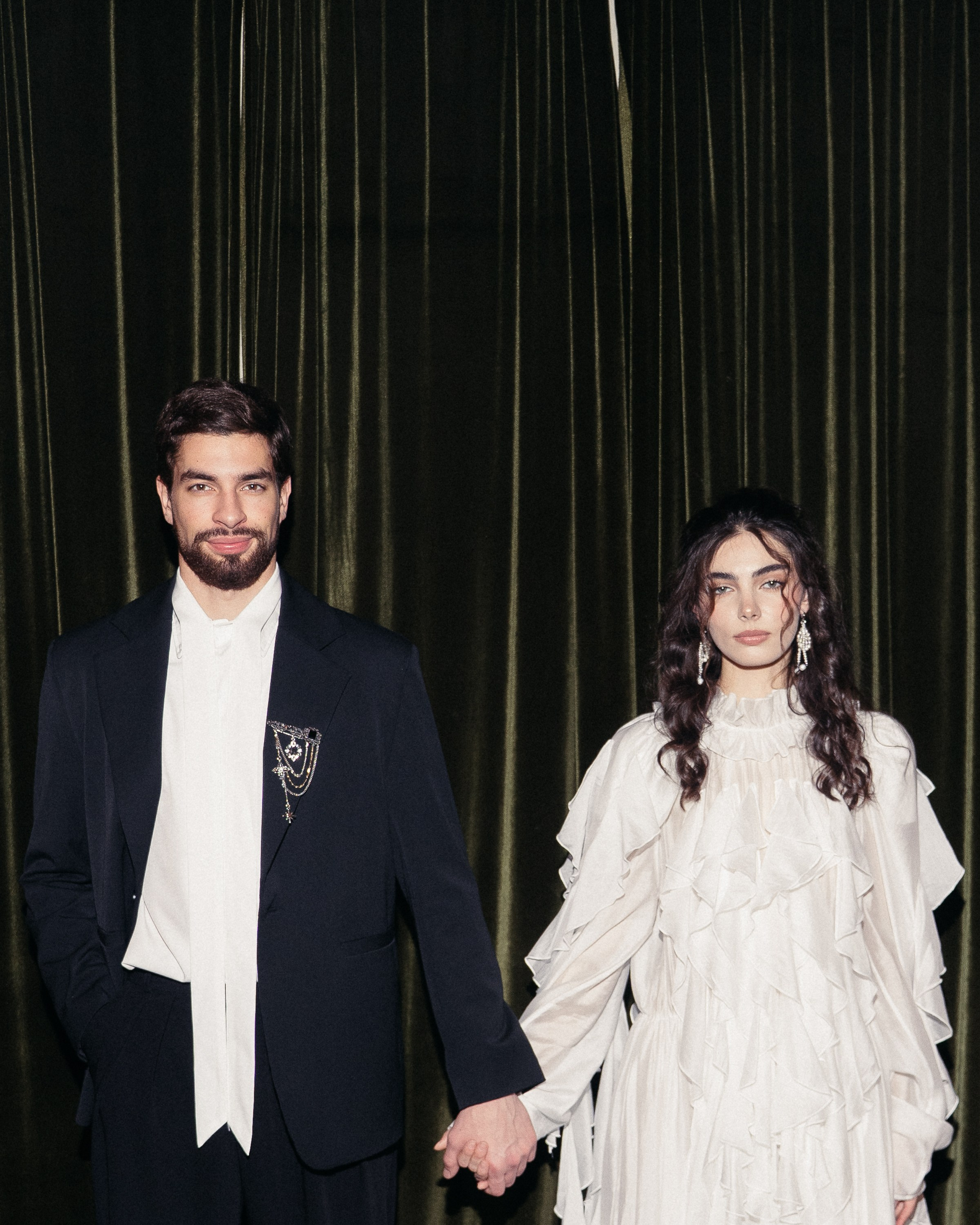 Тимур и Гала | Marco Polo hotel white