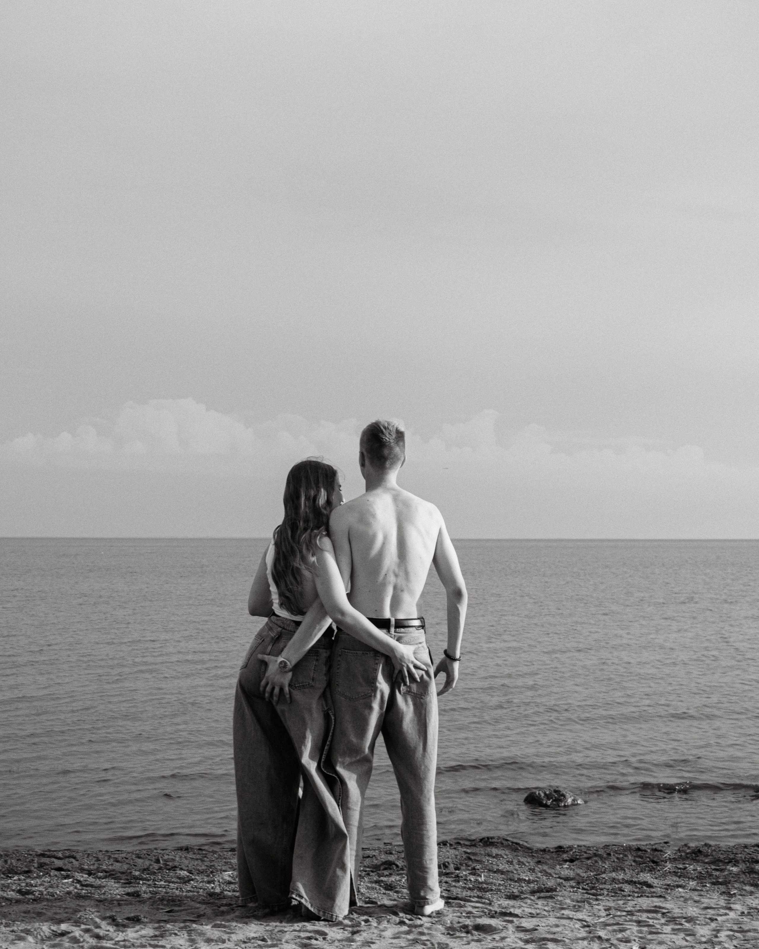 Максим и Анастасия на берегу Финского залива