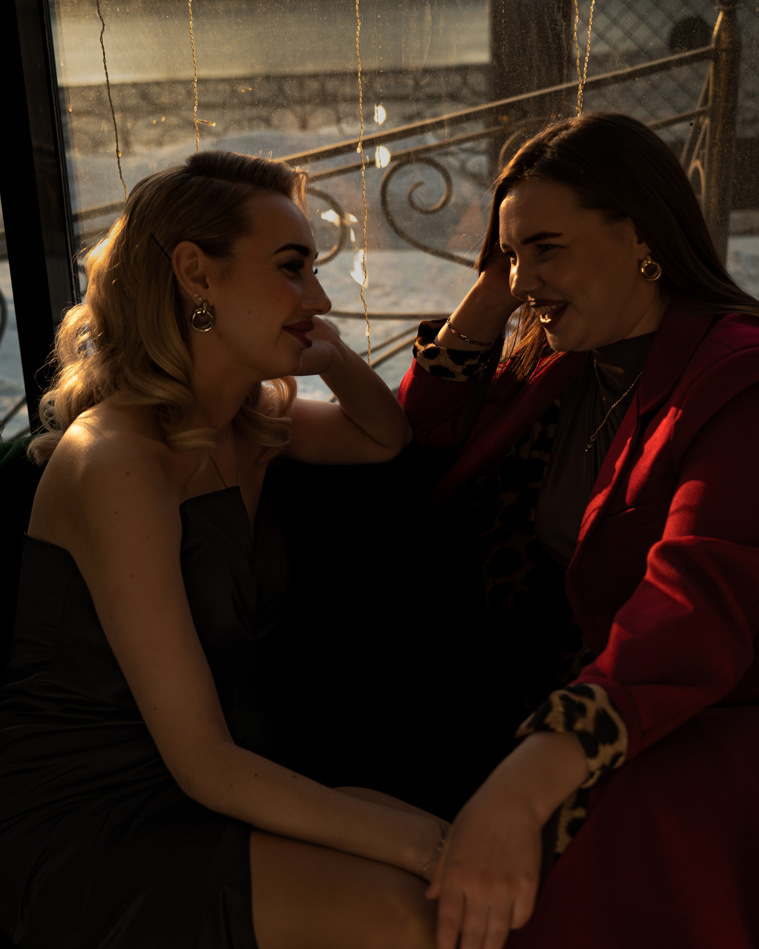 Юбилей в&nbsp;ресторане «LION» съёмка на&nbsp;фотозоне