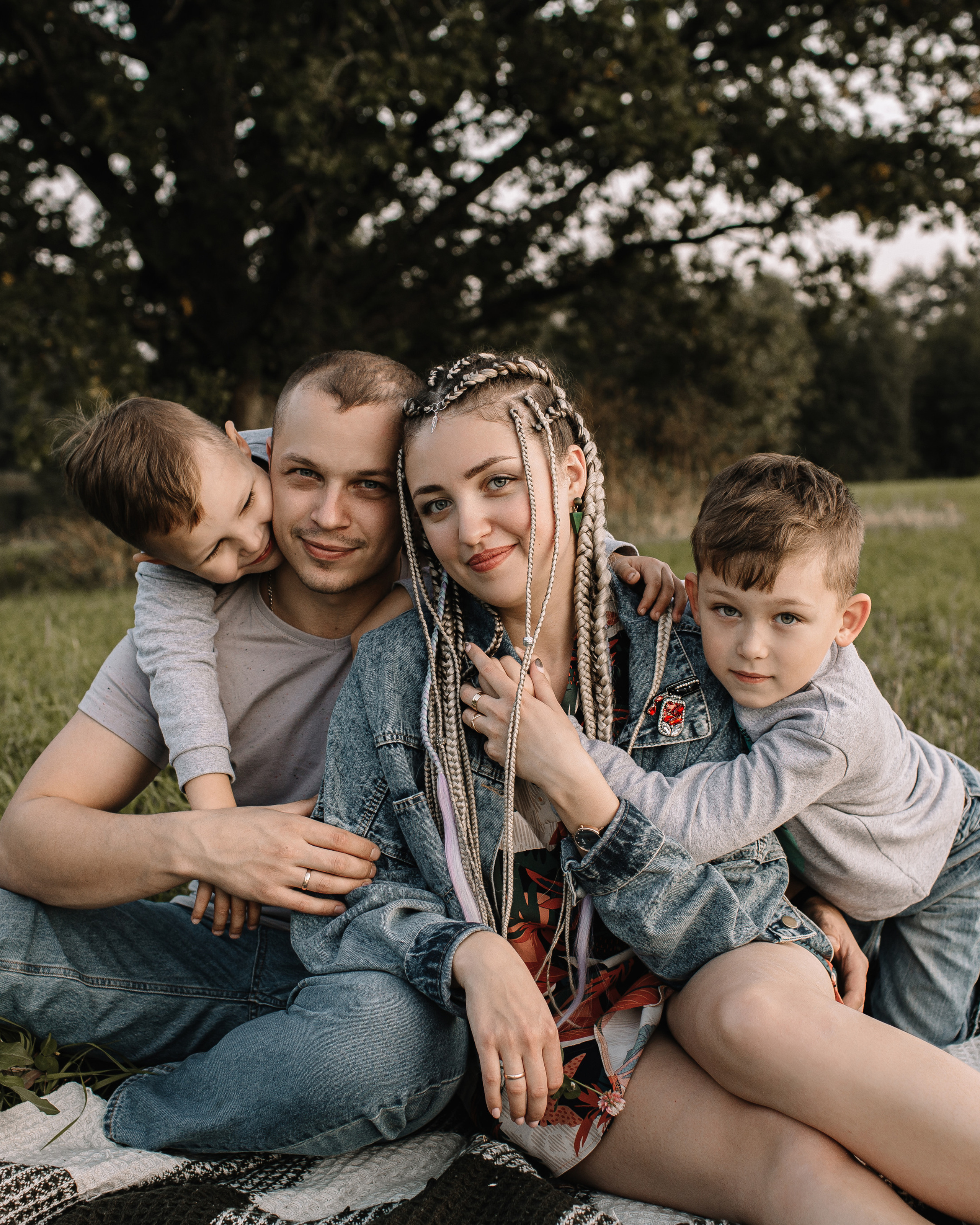 Лера, Антон, Юра и Миша