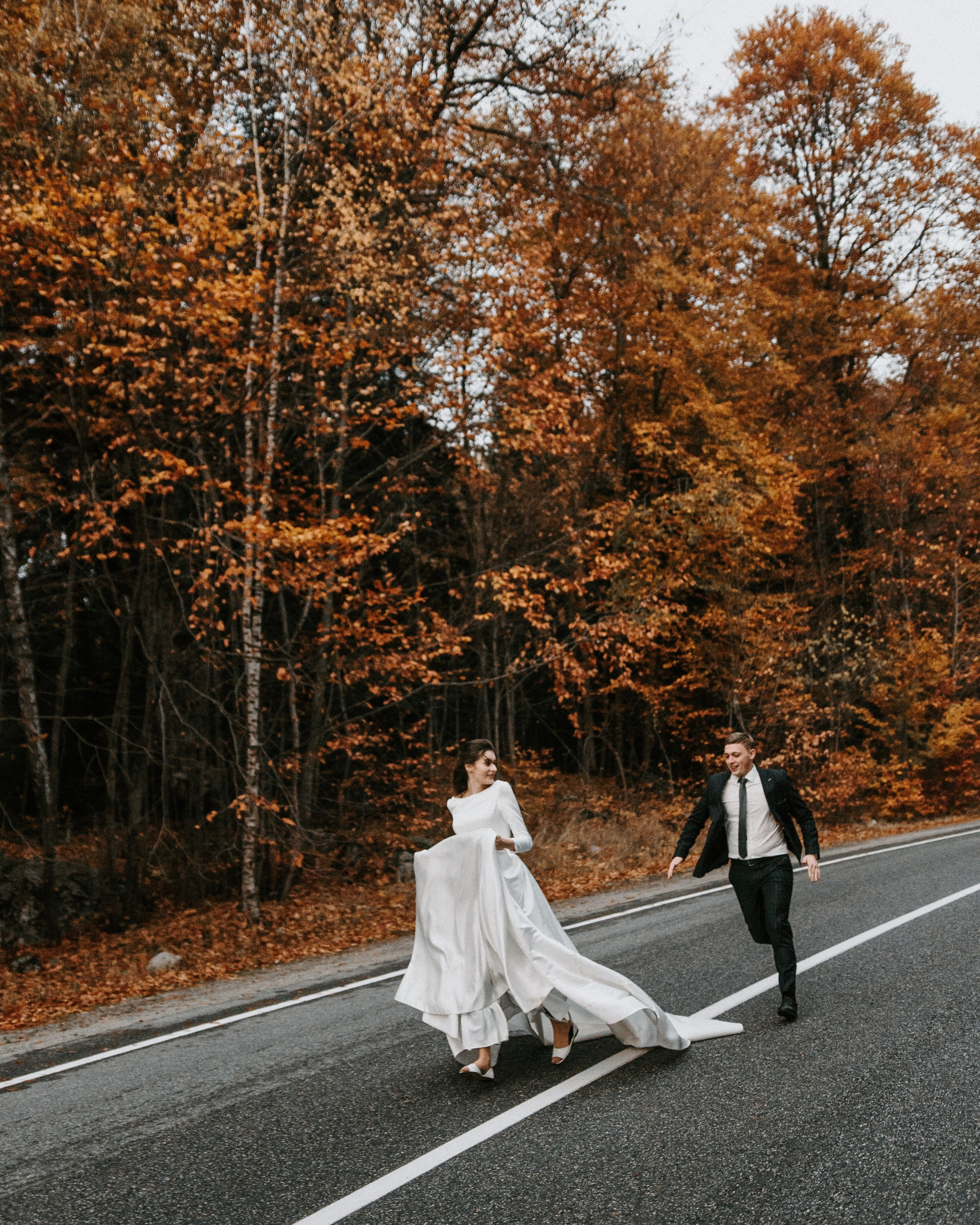 В ОБЪЯТИЯХ ОСЕНИ