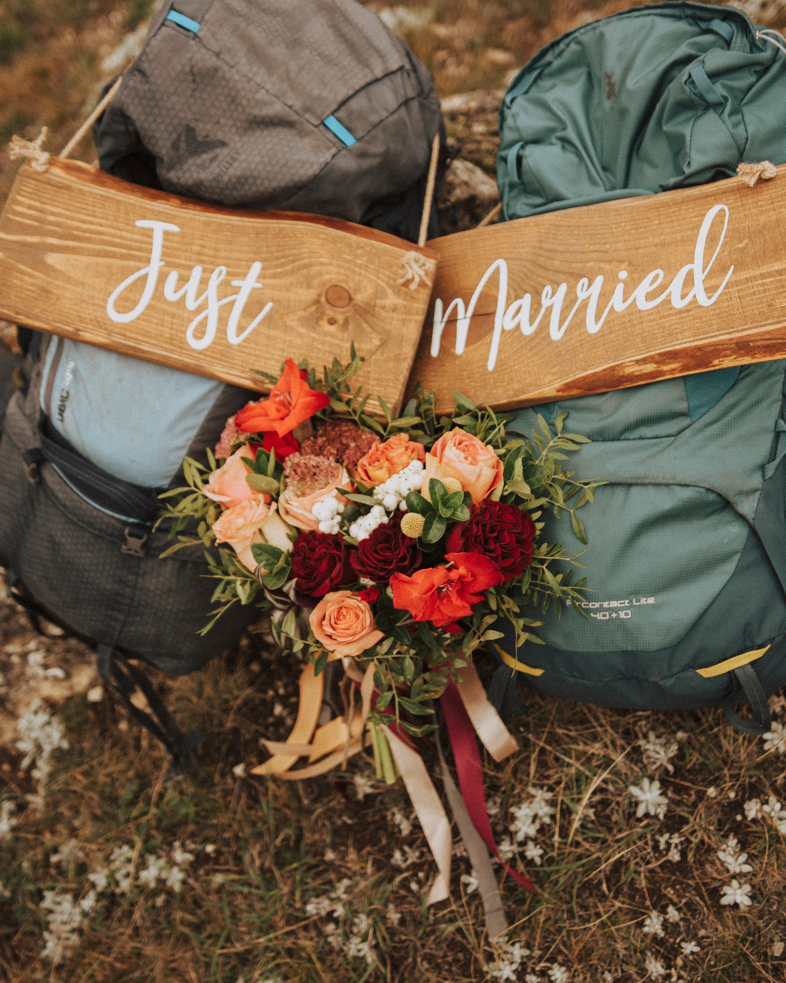 ГОРЫ НАС СВЯЗАЛИ