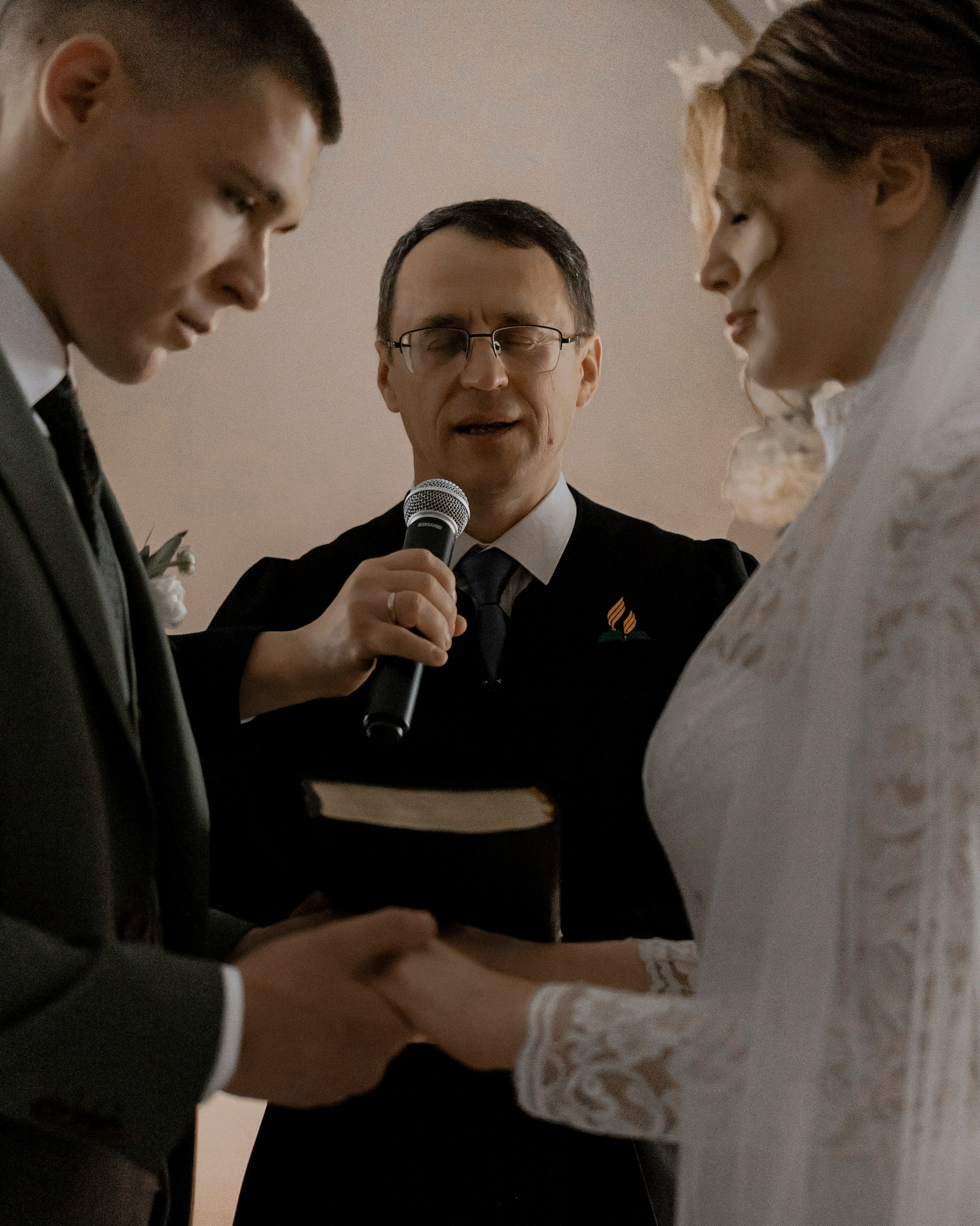 PETER & ANASTASIA | ESSENTUKI