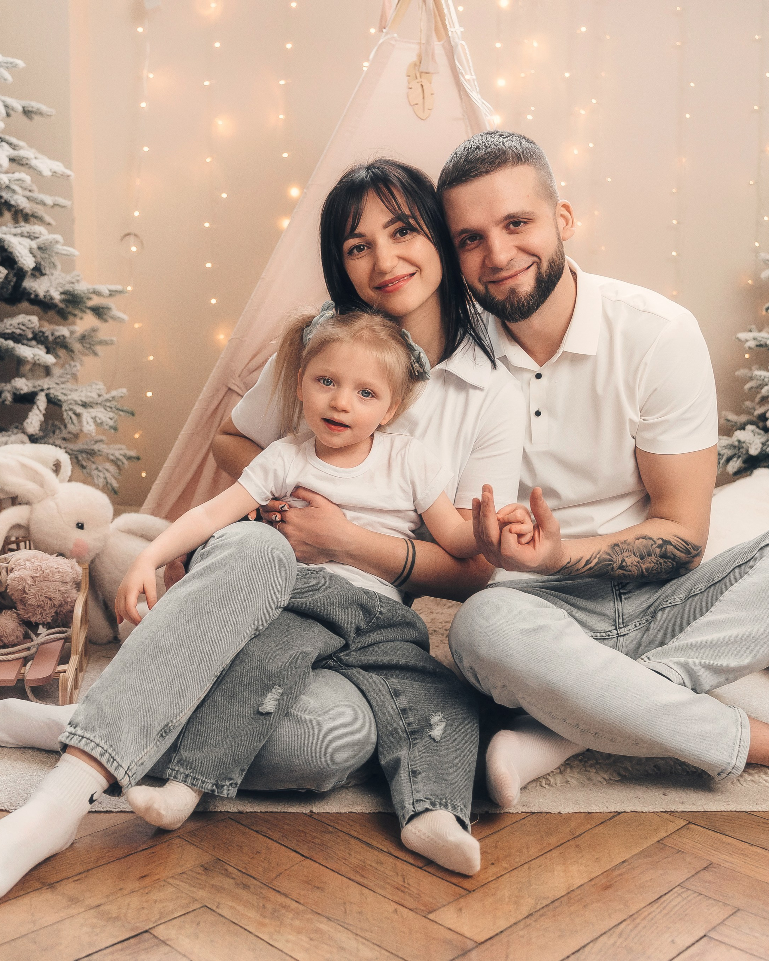 Анна, Вячеслав и Лея