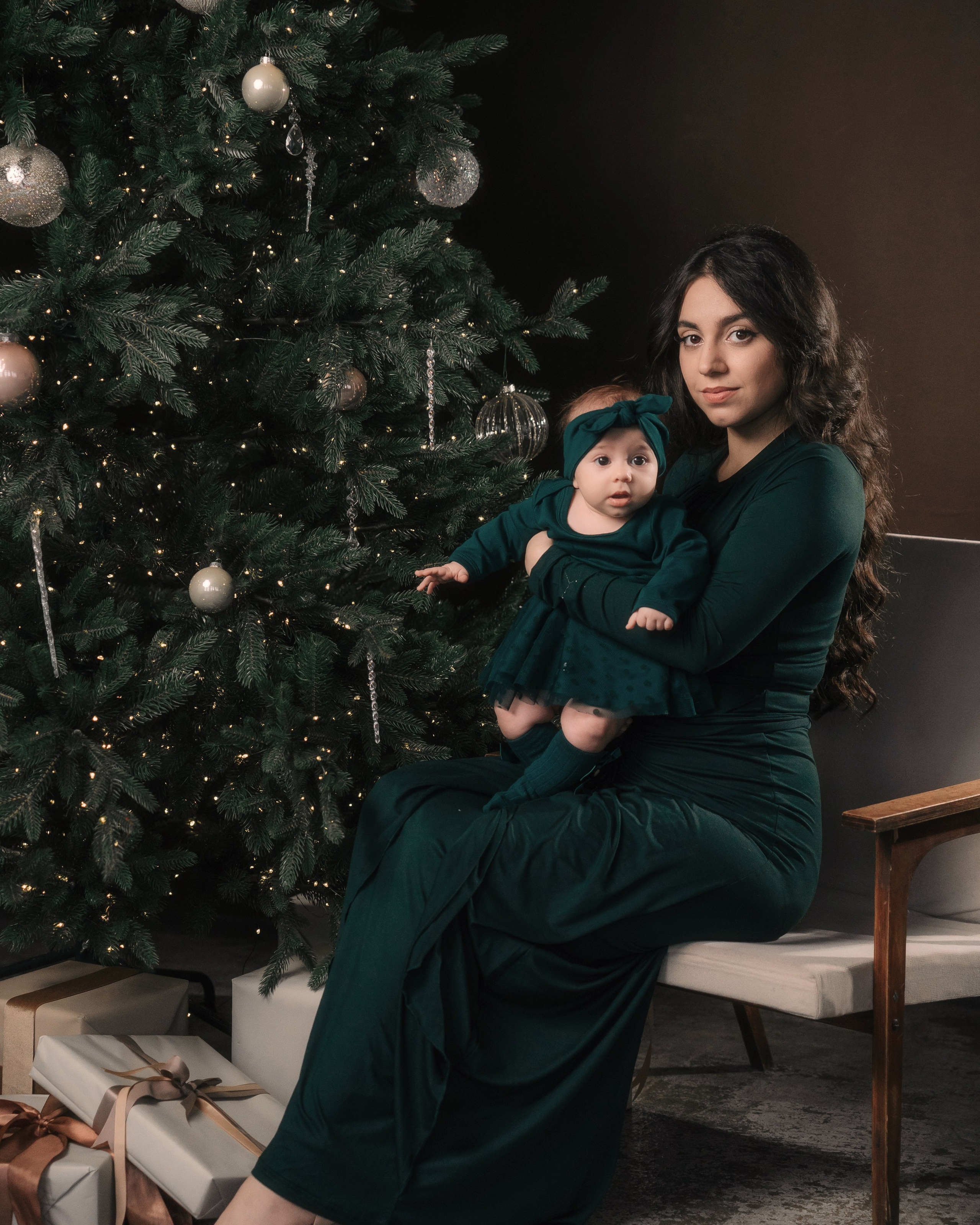 Мариета и Лея