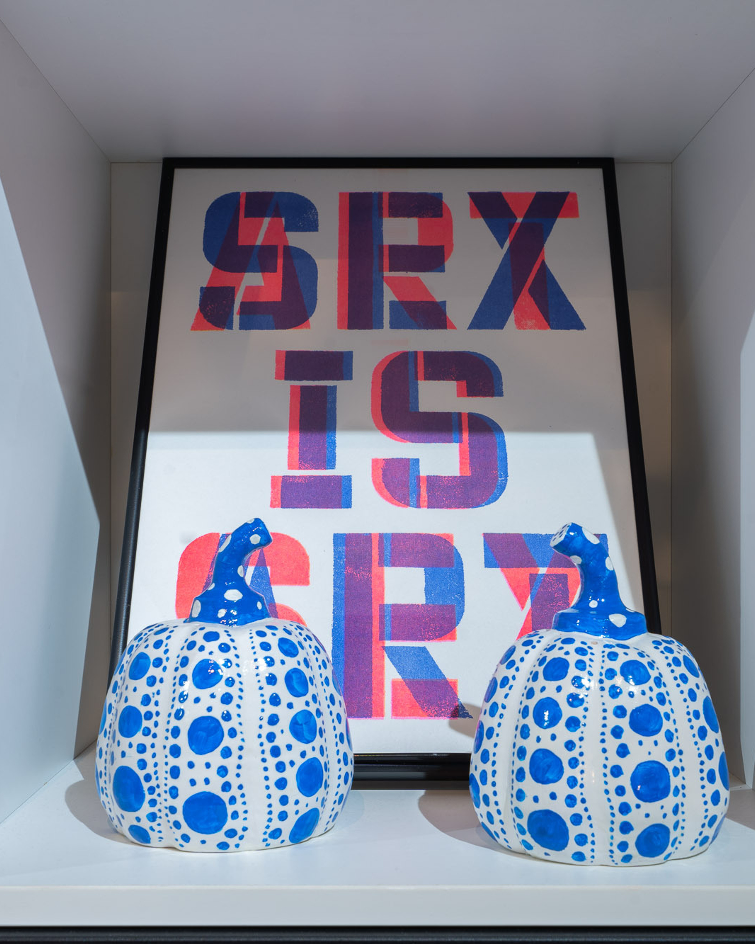 Cubed Art Shop/ The Carlton