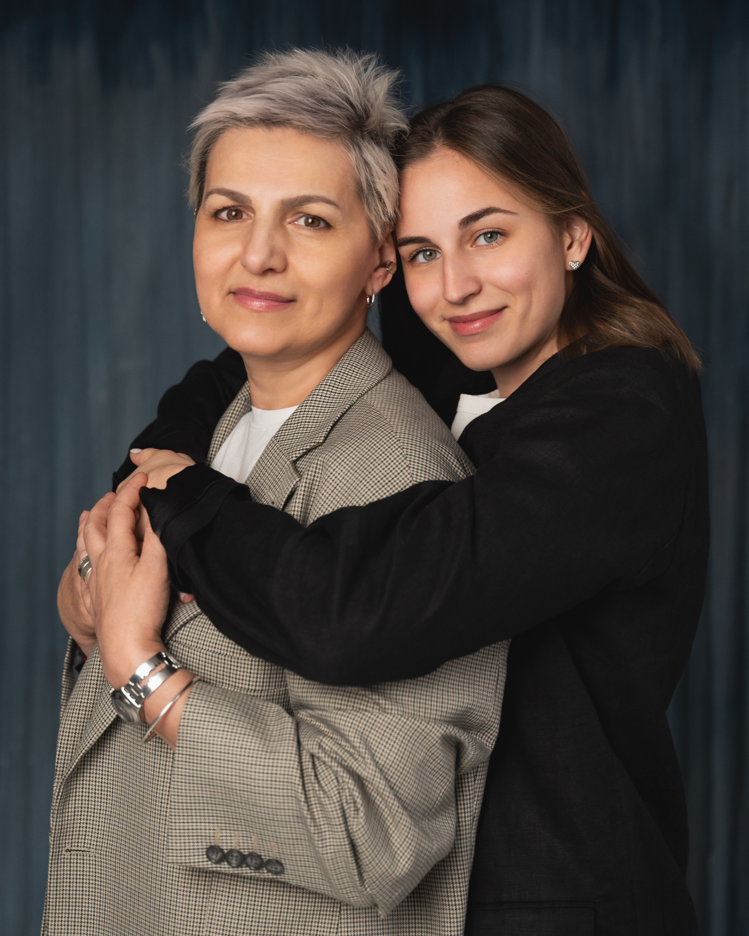 Вероника и Даша