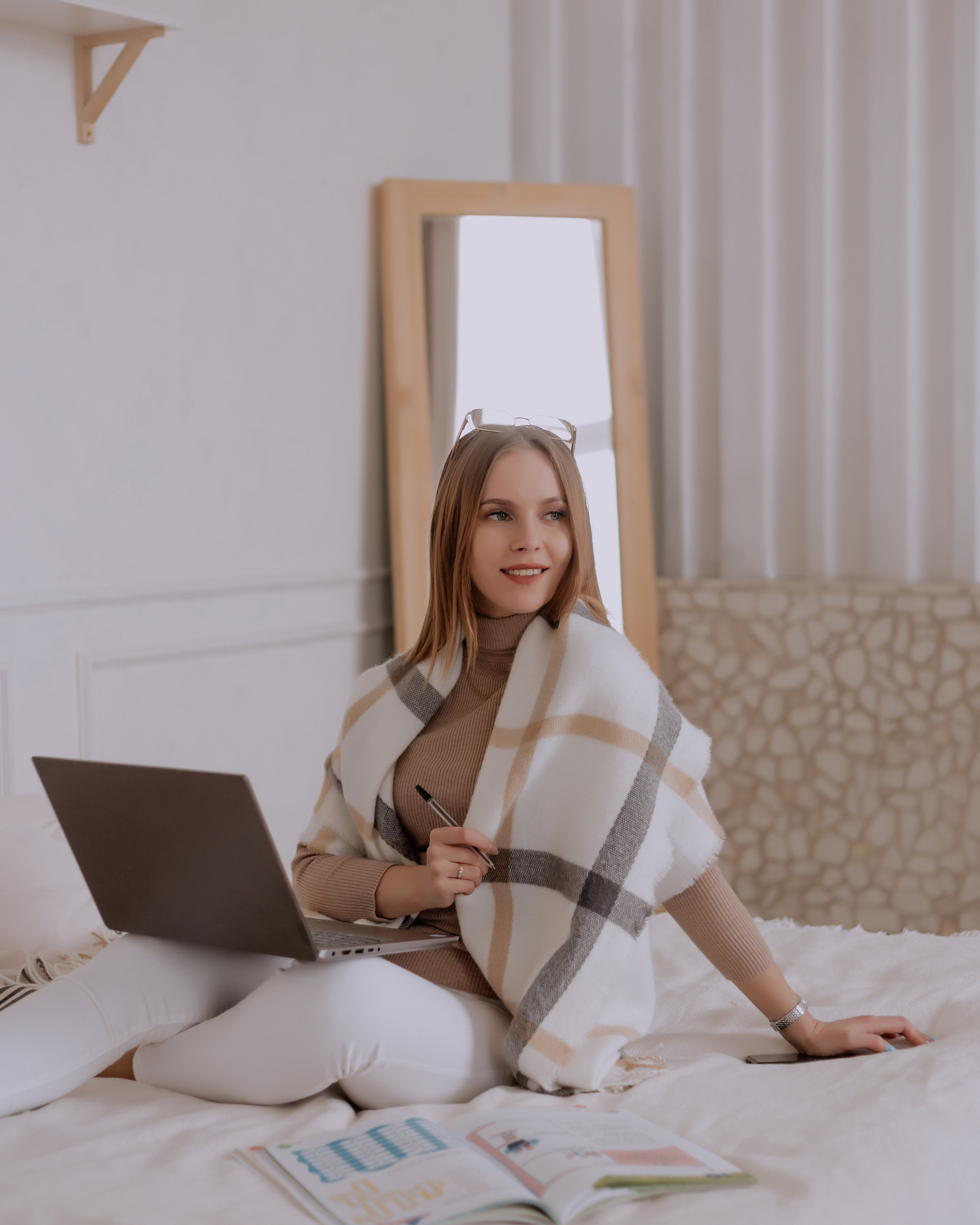 Кристина (контент)