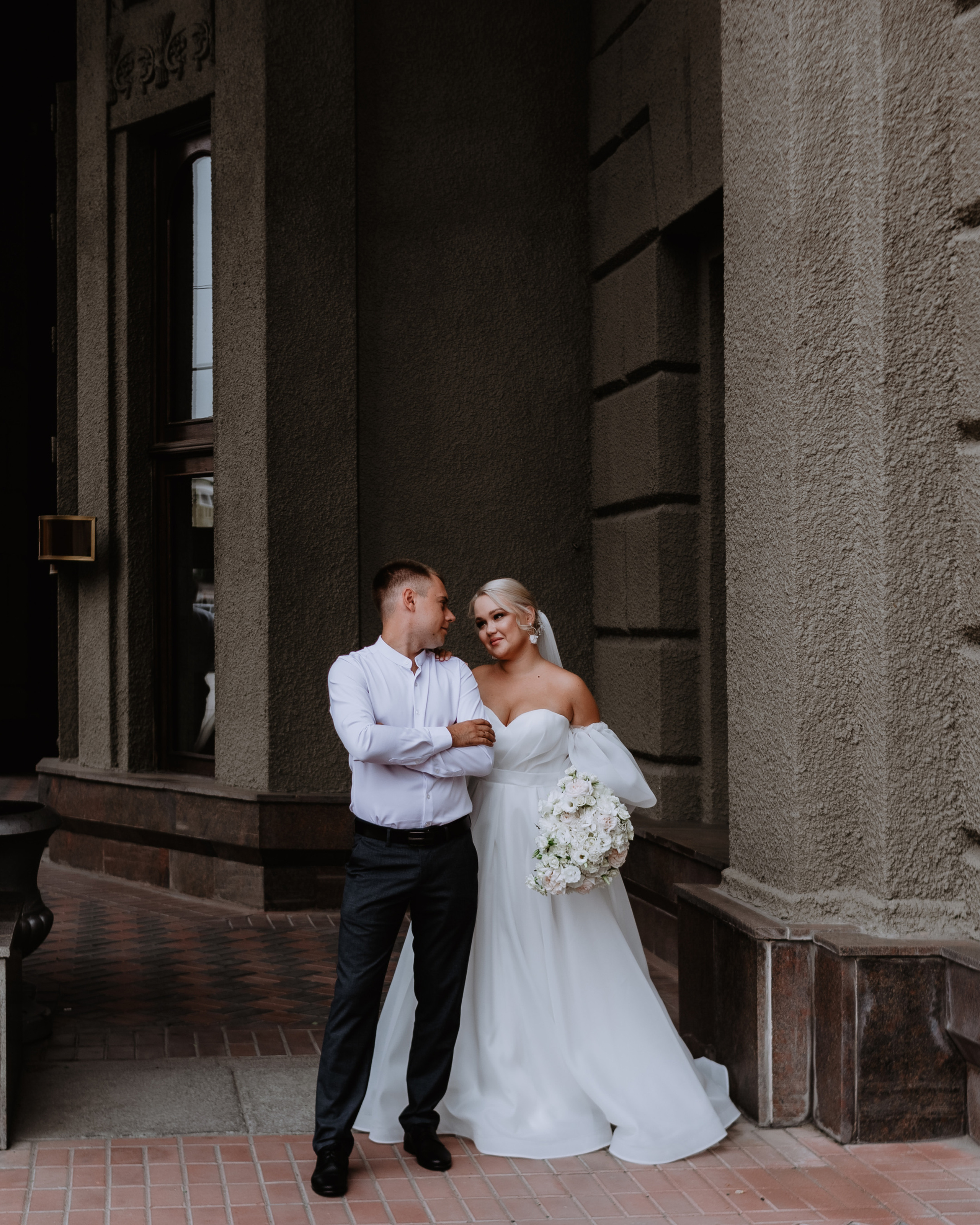 Евгения, Денис