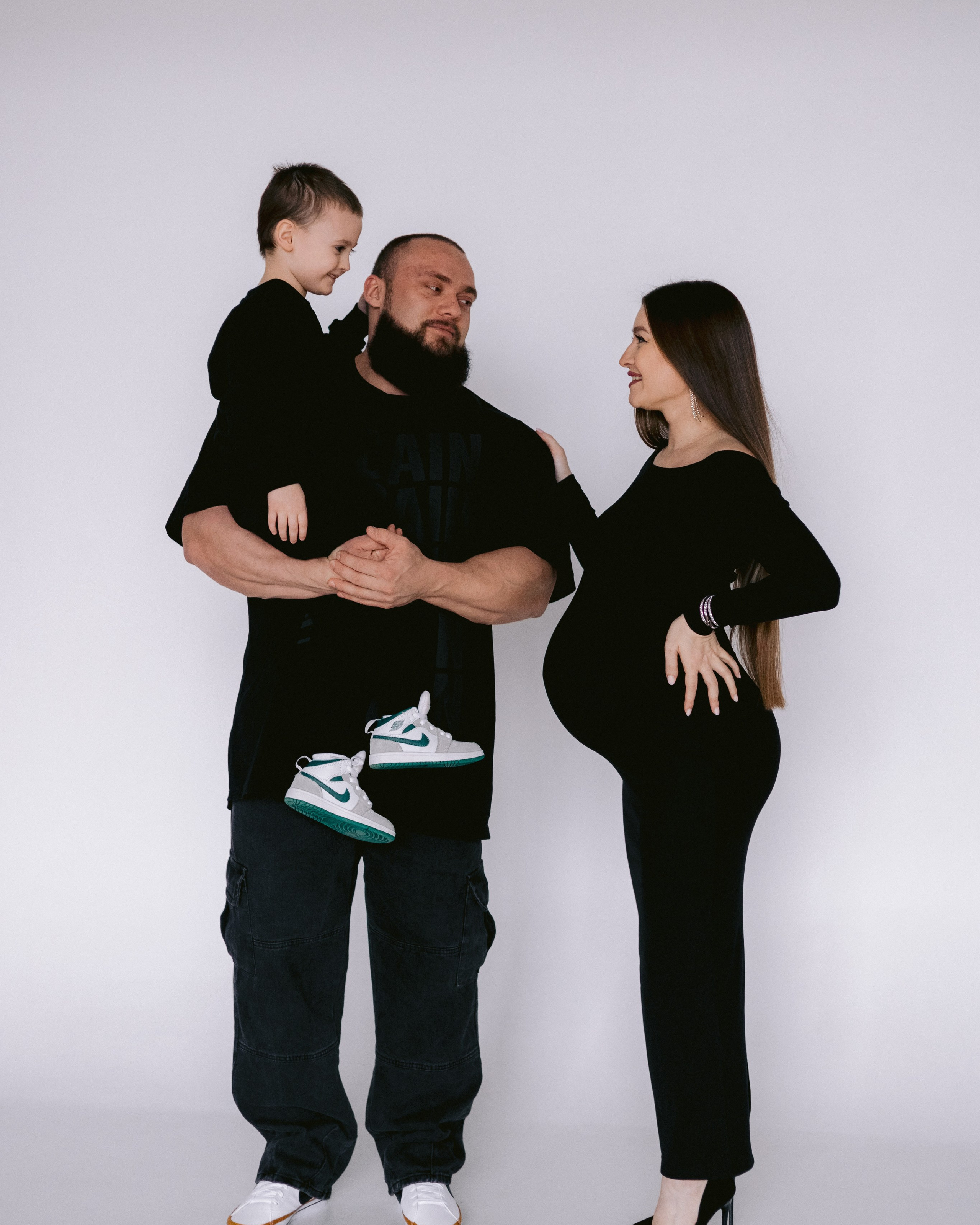 Анастасия, Дмитрий, Савелий