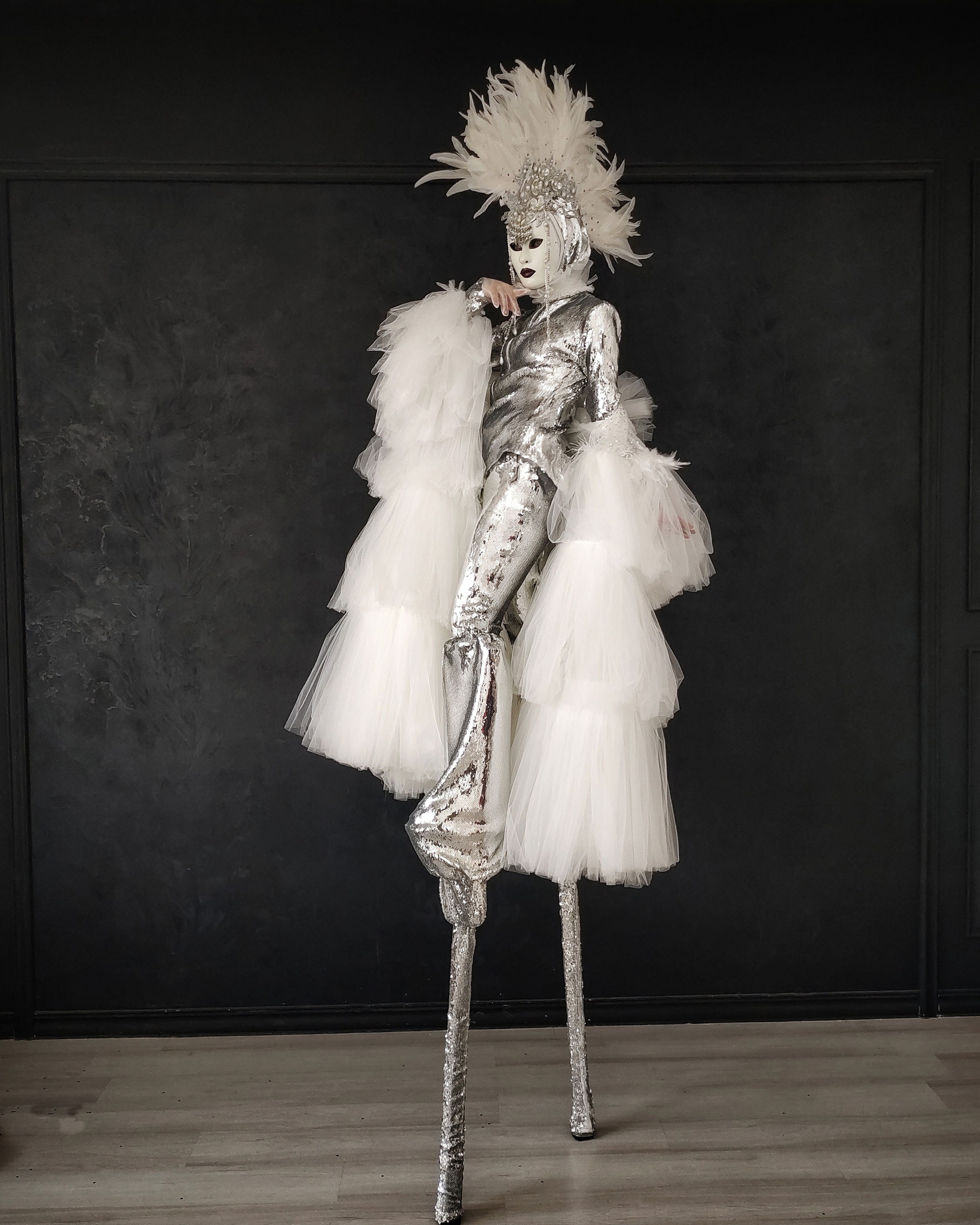 серебряная Ворона