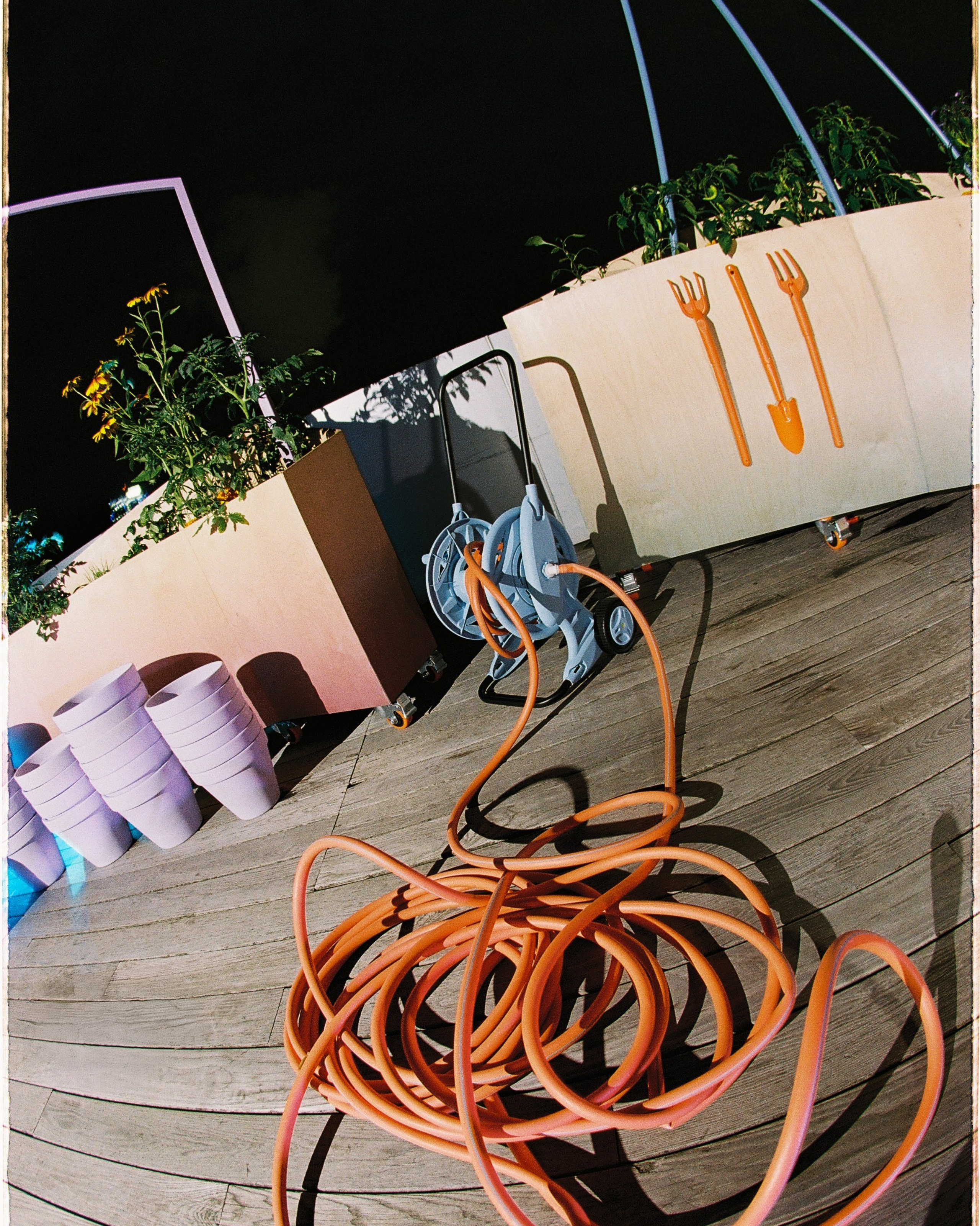 GARAGE РОКЕТ Клумб