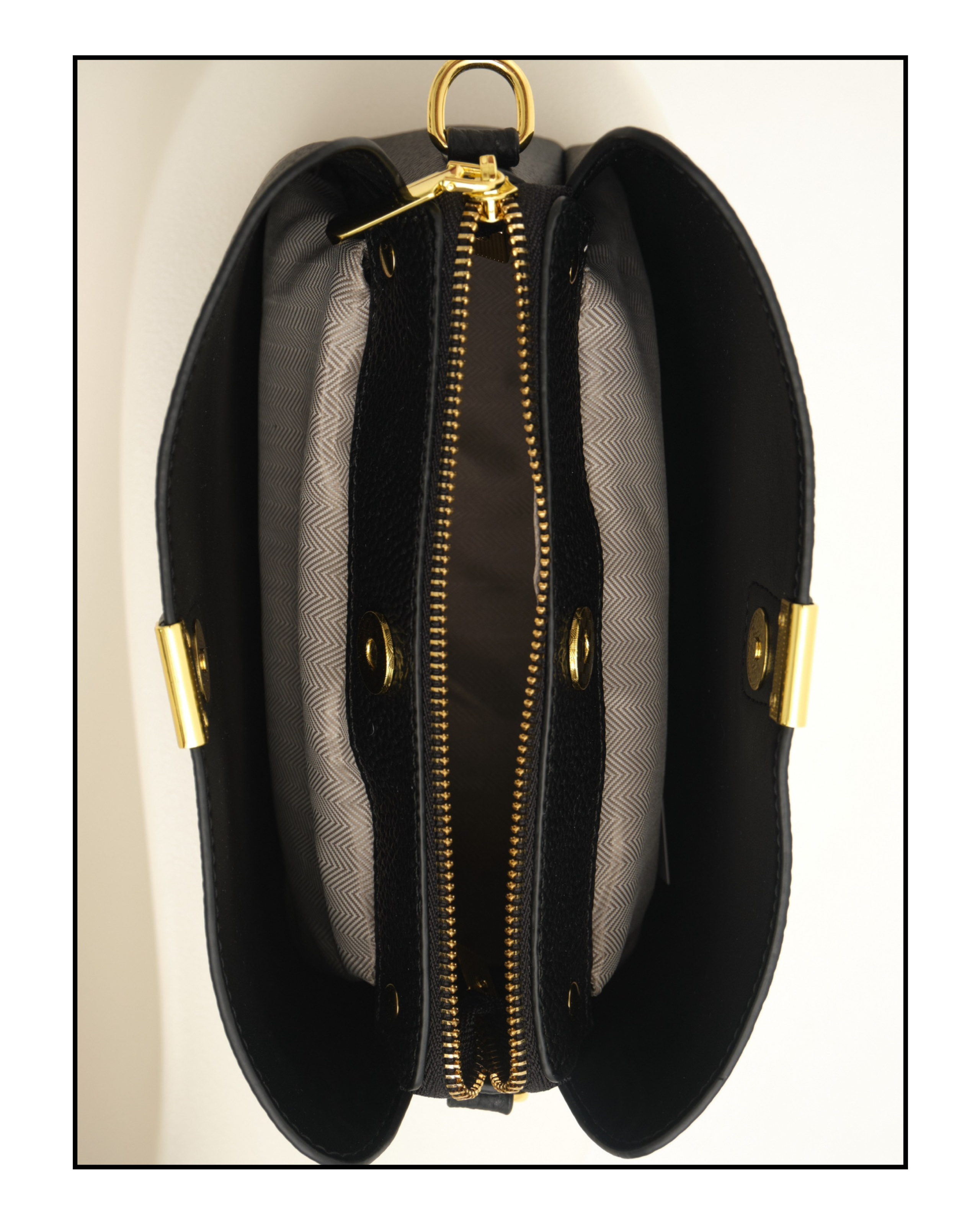 съемка для маркетплейса, сумки / фотоаппарат