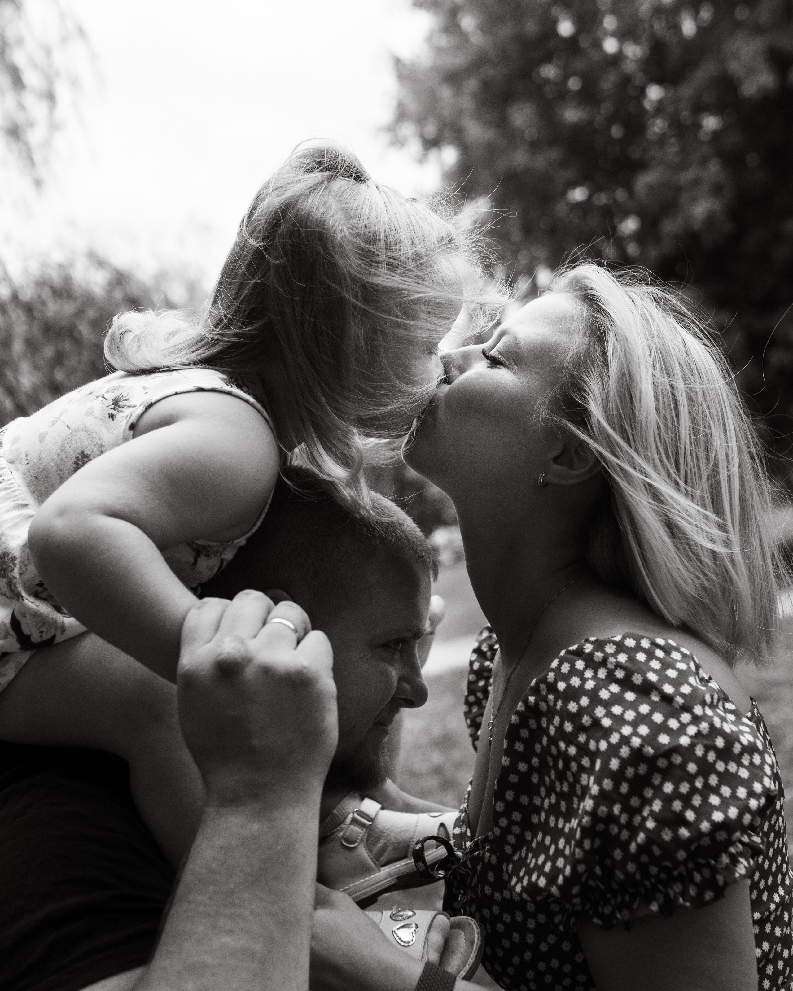 Ирина, Виталик, Полина