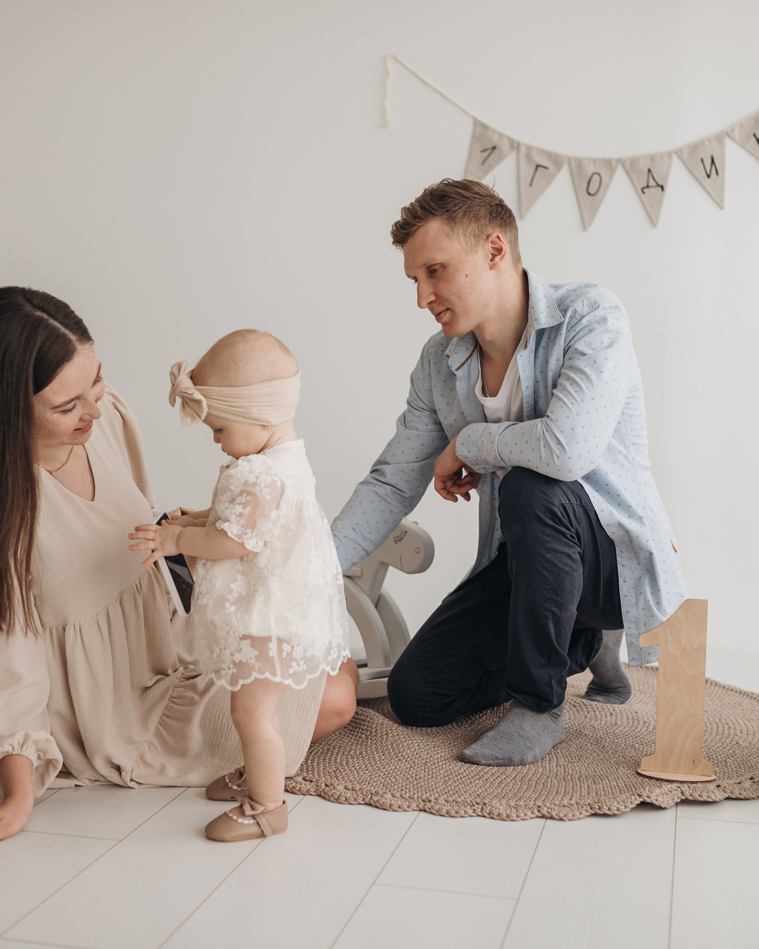 Максим, Ксения и&nbsp;Мария