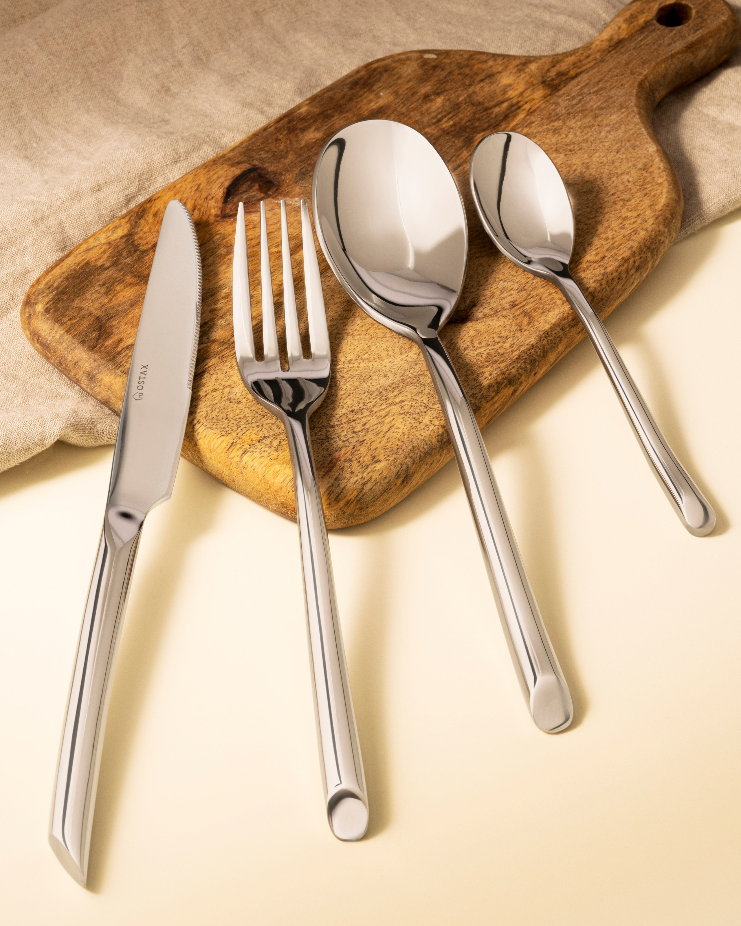 Столовые приборы