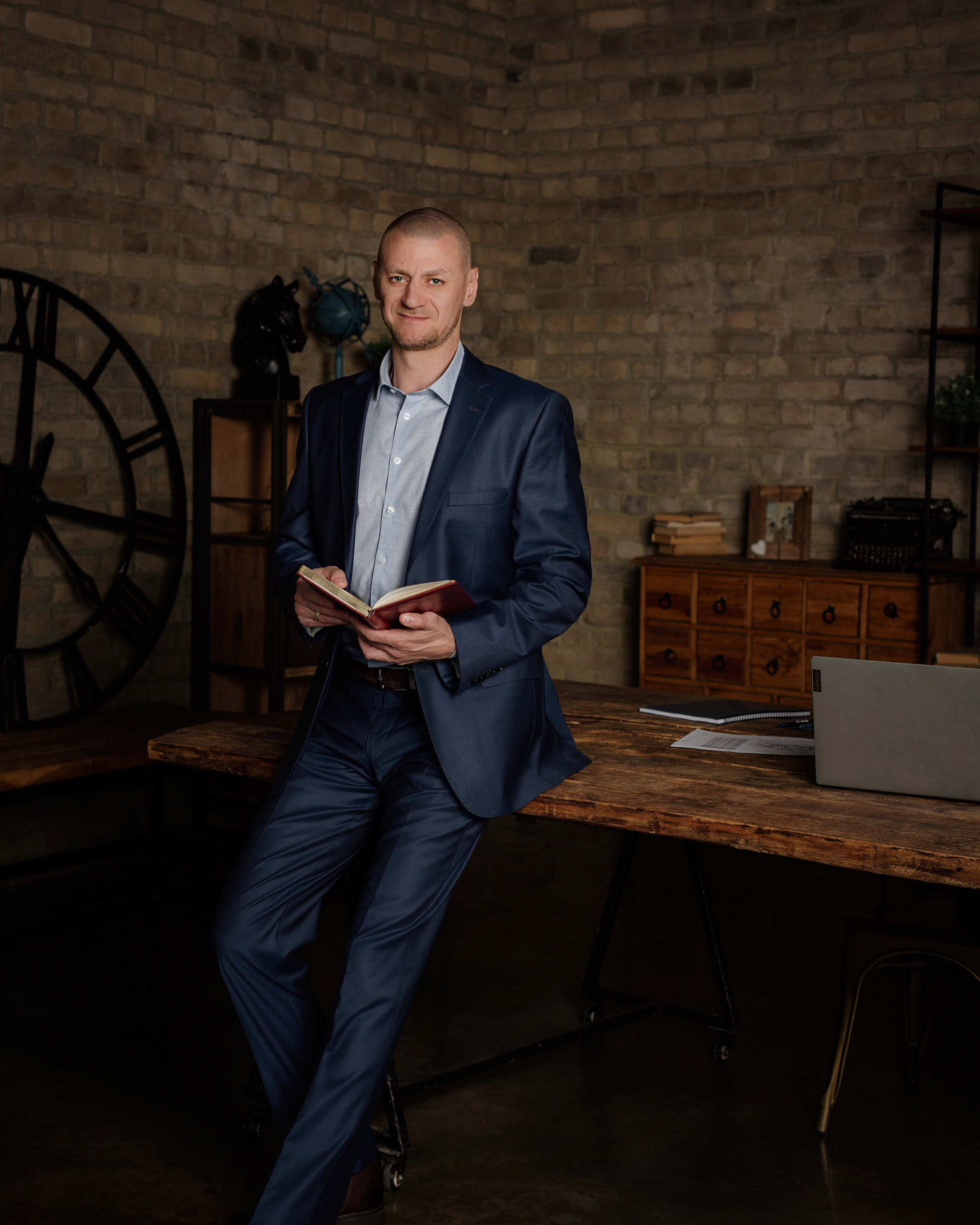 Евгений бизнесмен