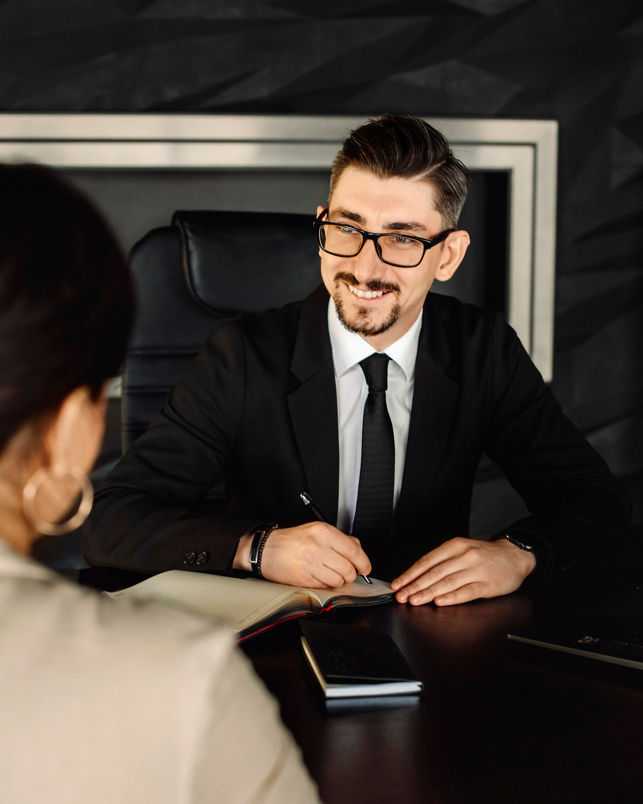 Михаил Адвокат