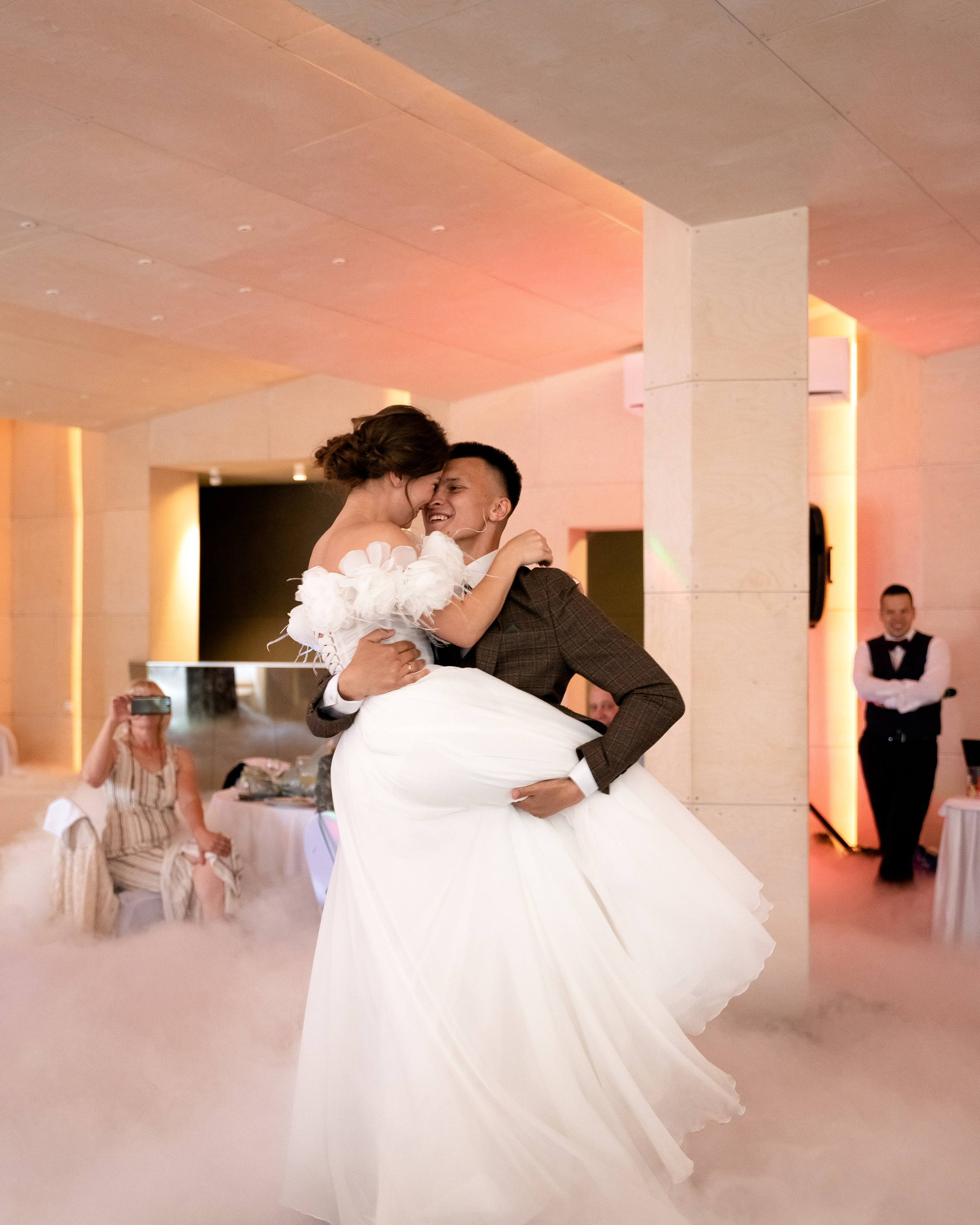 Сергей и Дарья. Банкет