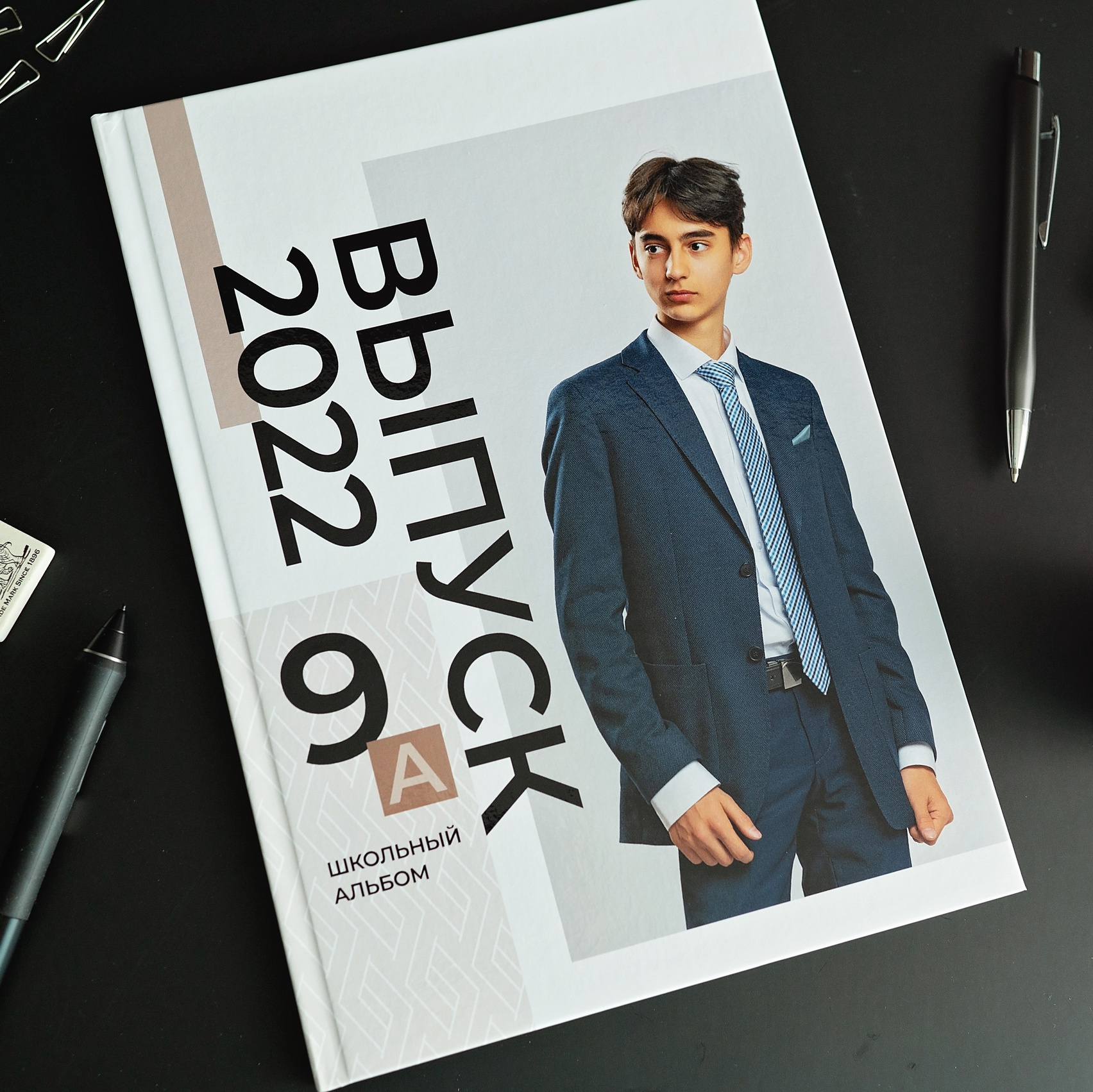 Дизайн школьного альбома для выпускников. Выпускные альбомы для школы и детского сада в СПб и ЛО