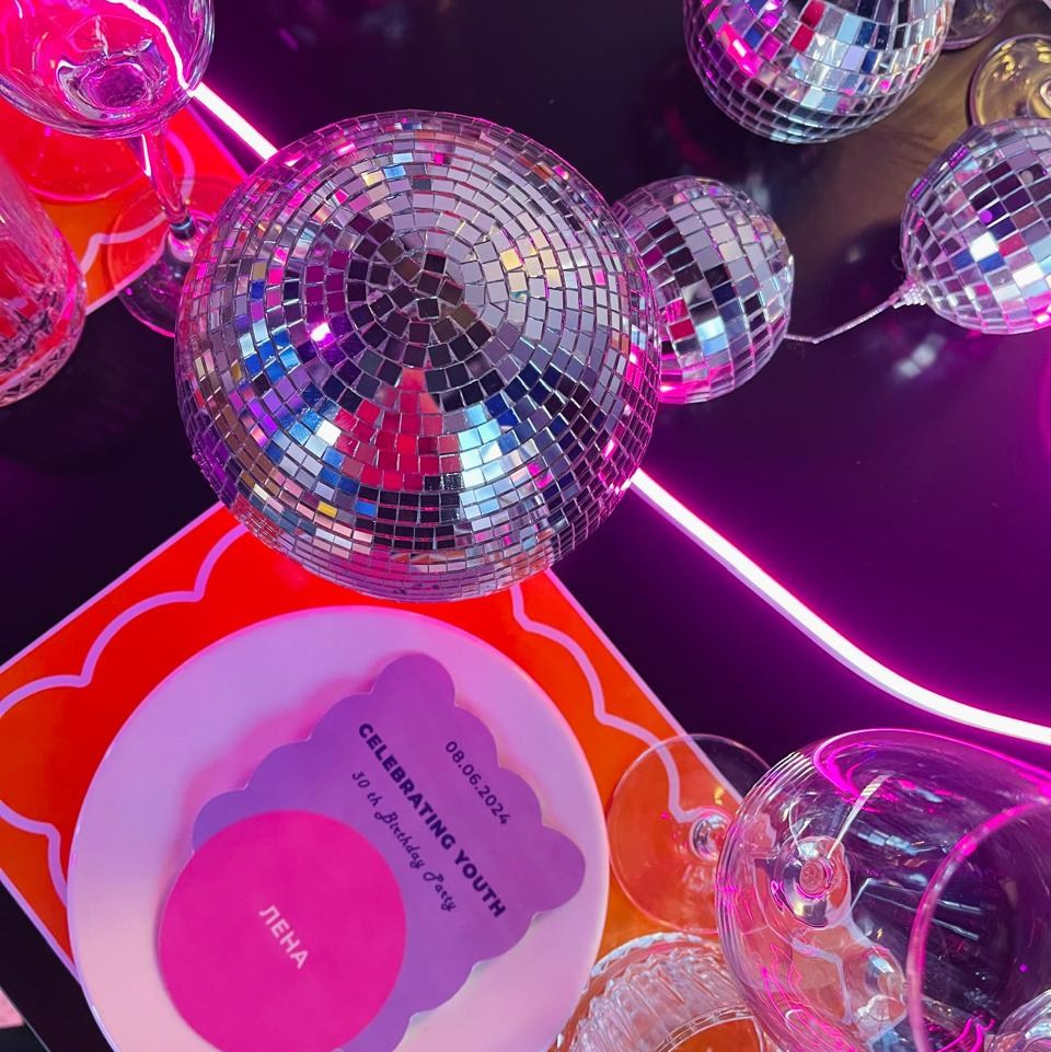 Свой Декор — оформление и декор мероприятий и свадебных торжеств в Москве и Московской области