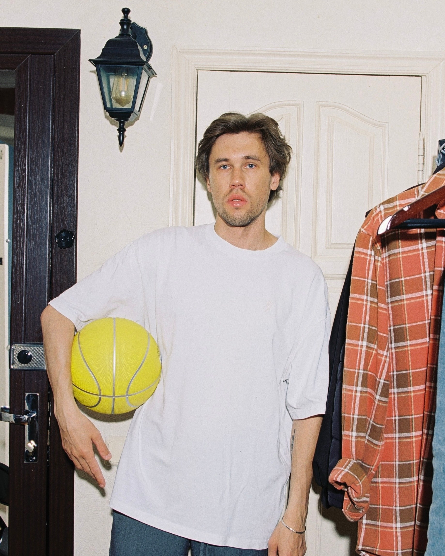 Контакты. Фотограф Виктор Иванов