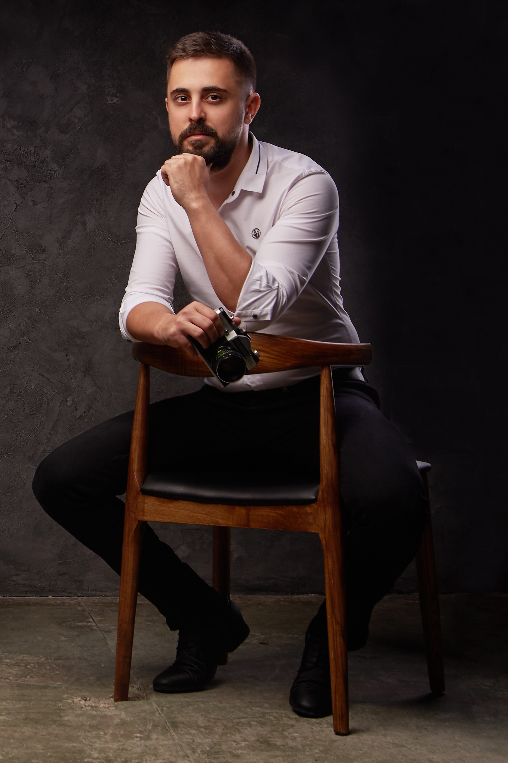 Обо мне. Свадебный и репортажный, фуд фотограф в Новороссийске Евгений Александриди