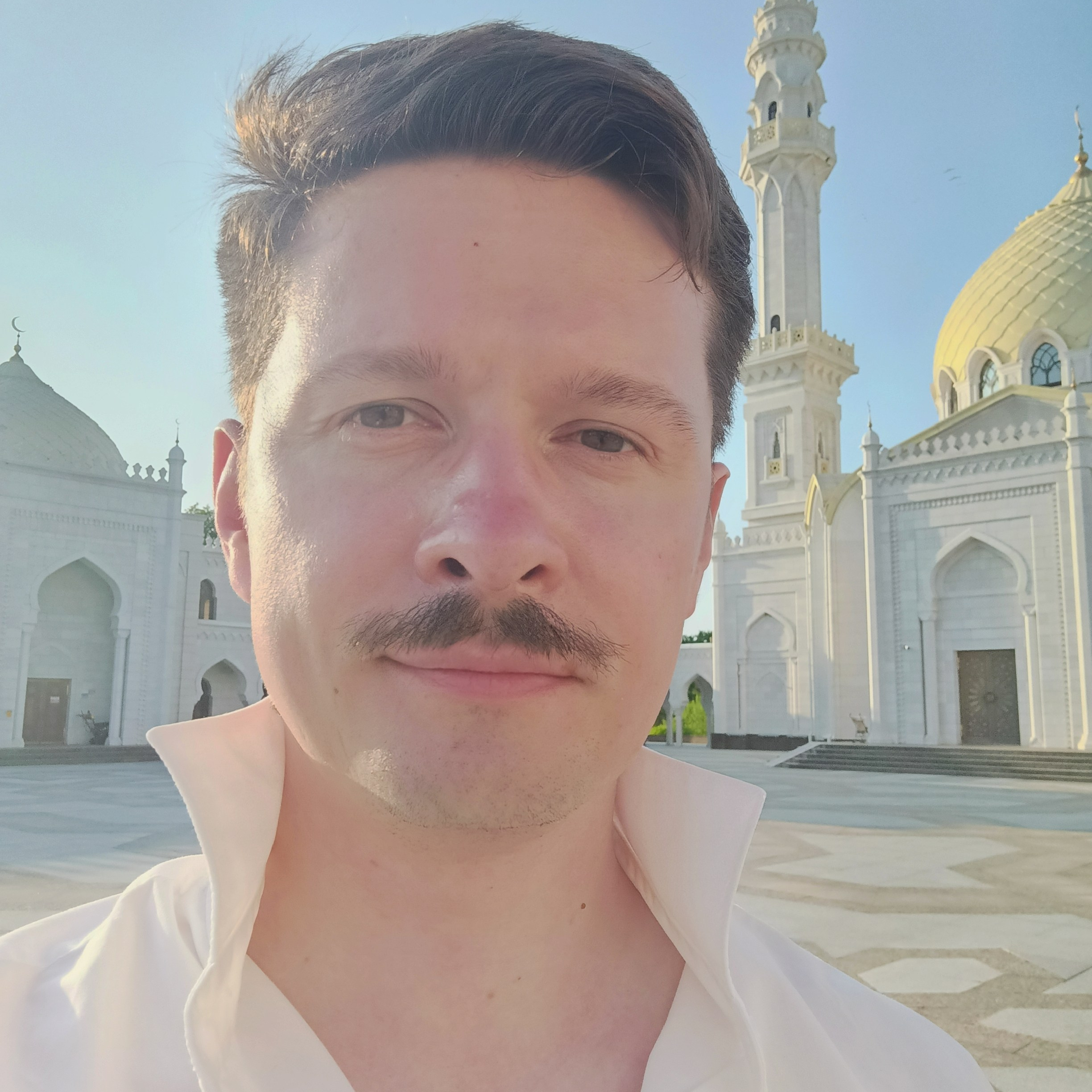 Контакты. Главная