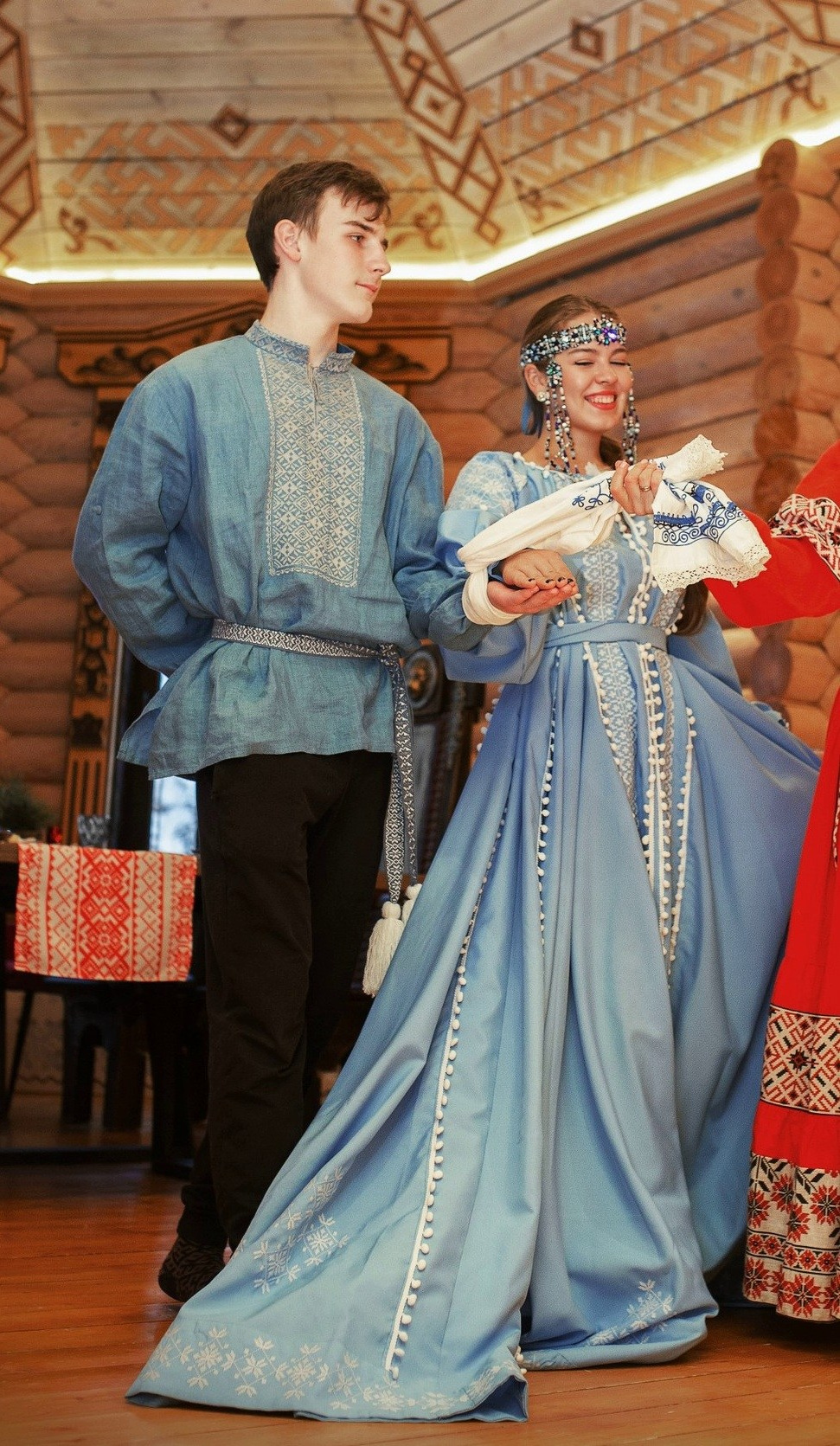 Русская и славянская одежда. Современна русская одежда