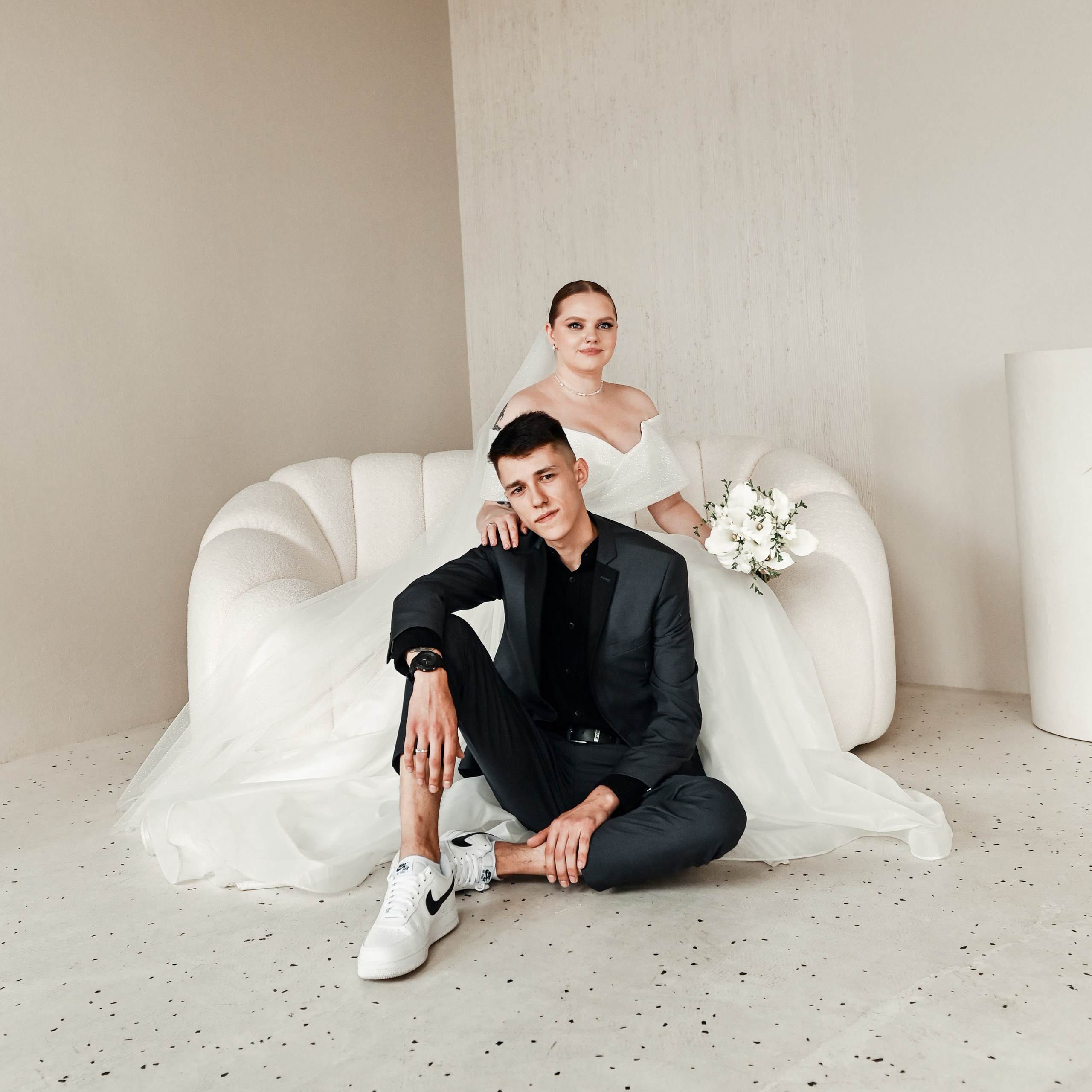 УСЛУГИ. Свадебный, семейный, детский, контент фотограф в Омске Максим Ильин