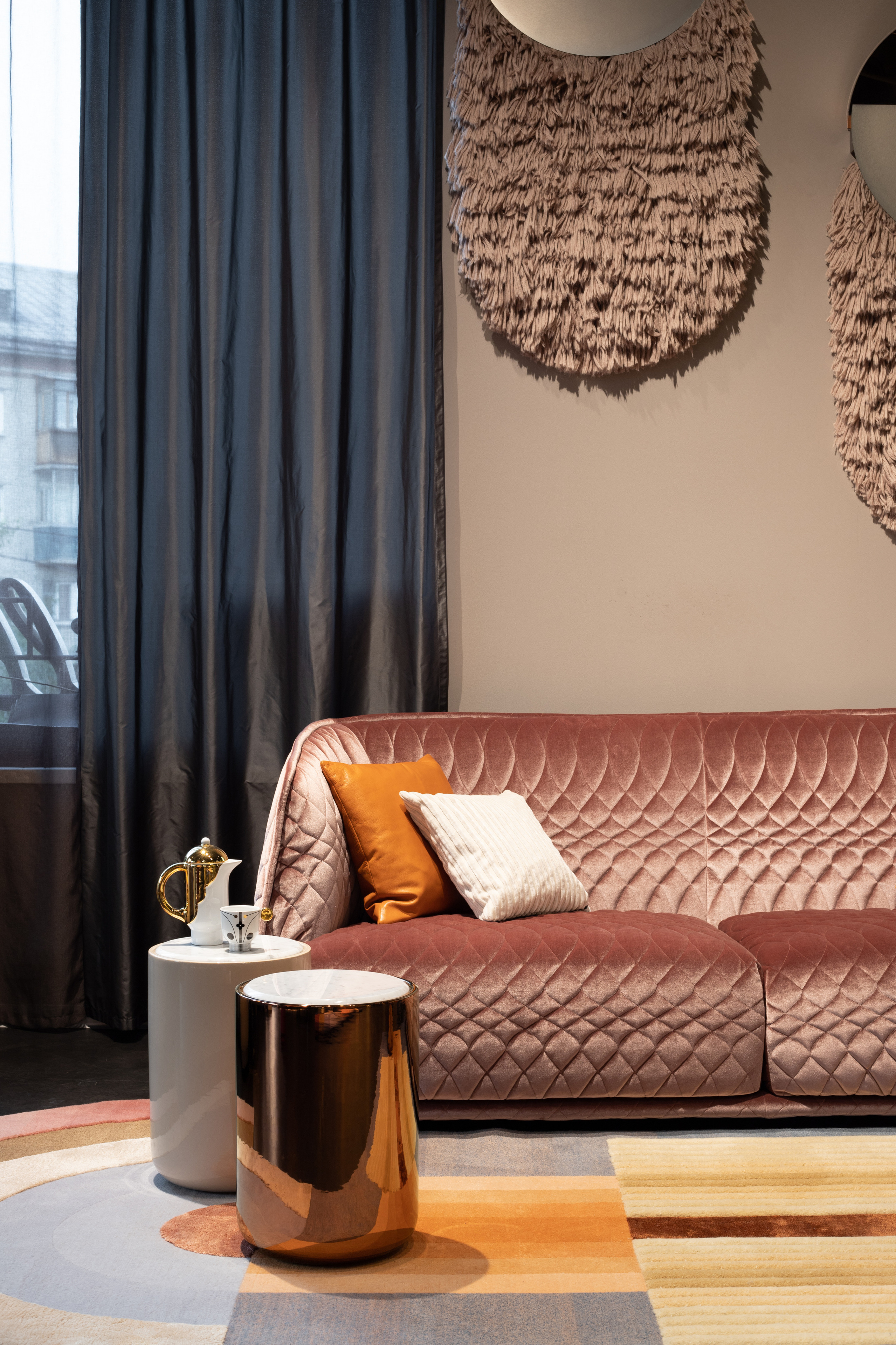 Icon showroom. Elizarova Design Studio