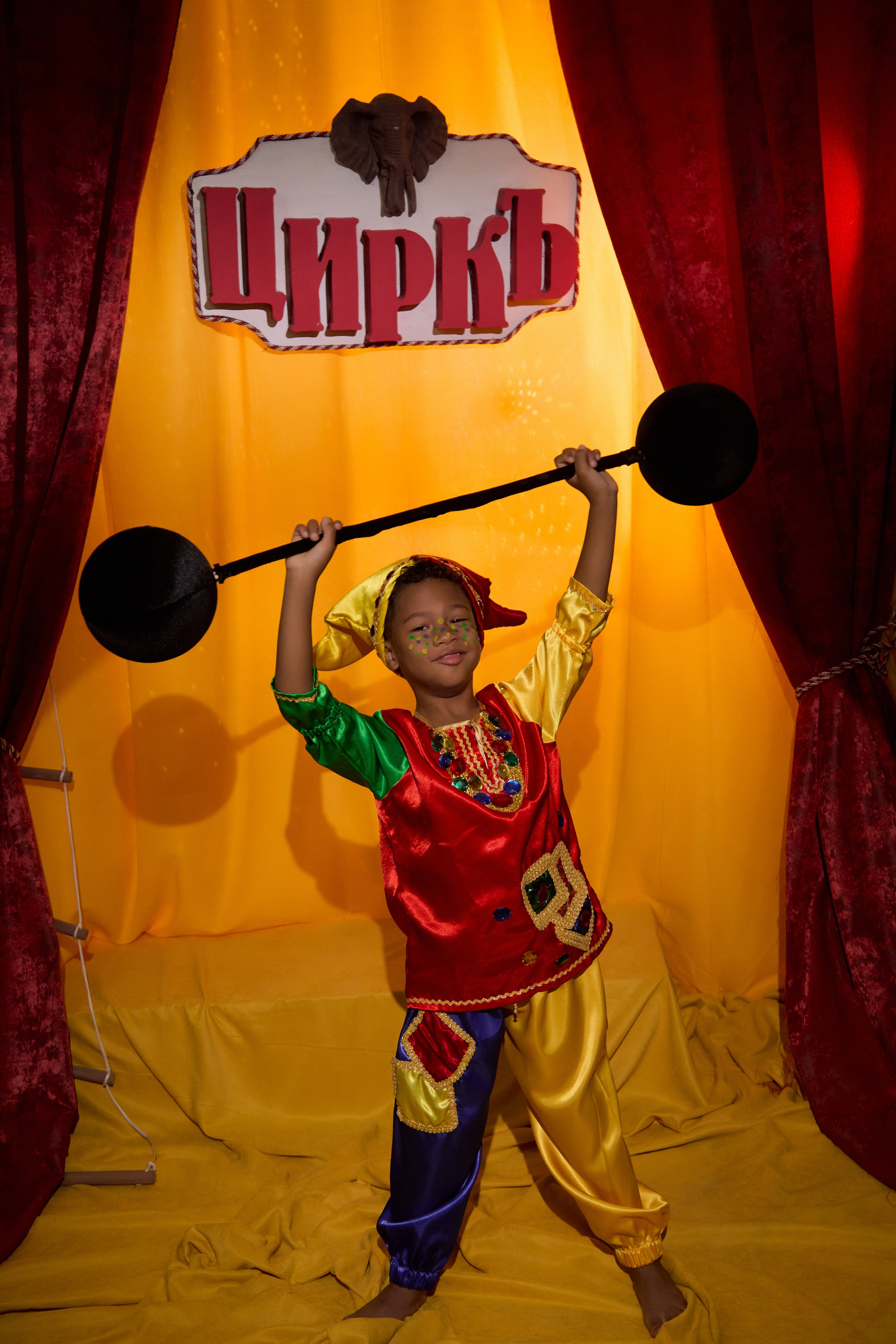 ЦИРКЪ. MeLora Photo