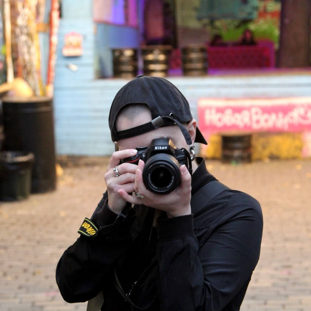 Контакты. Просто свет