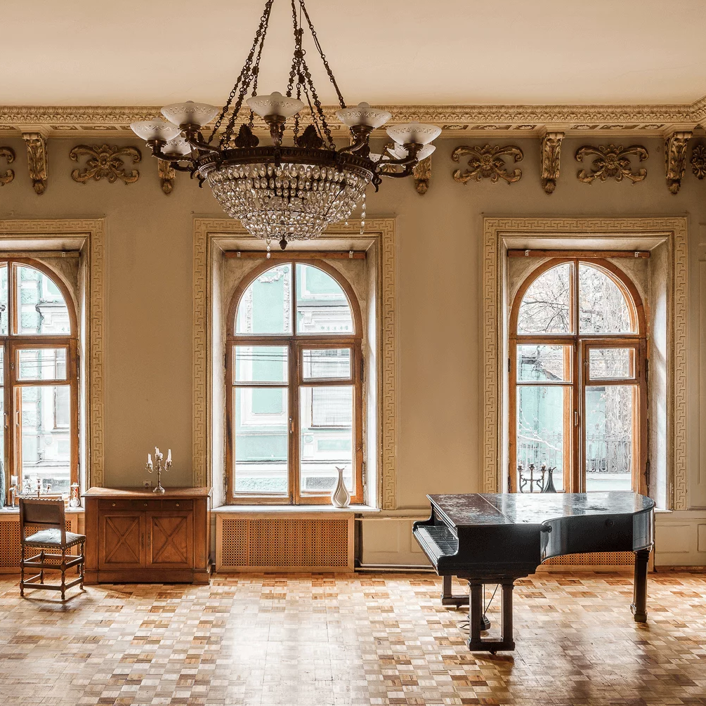 ФОТОСТУДИИ, в которых я провожу съёмки