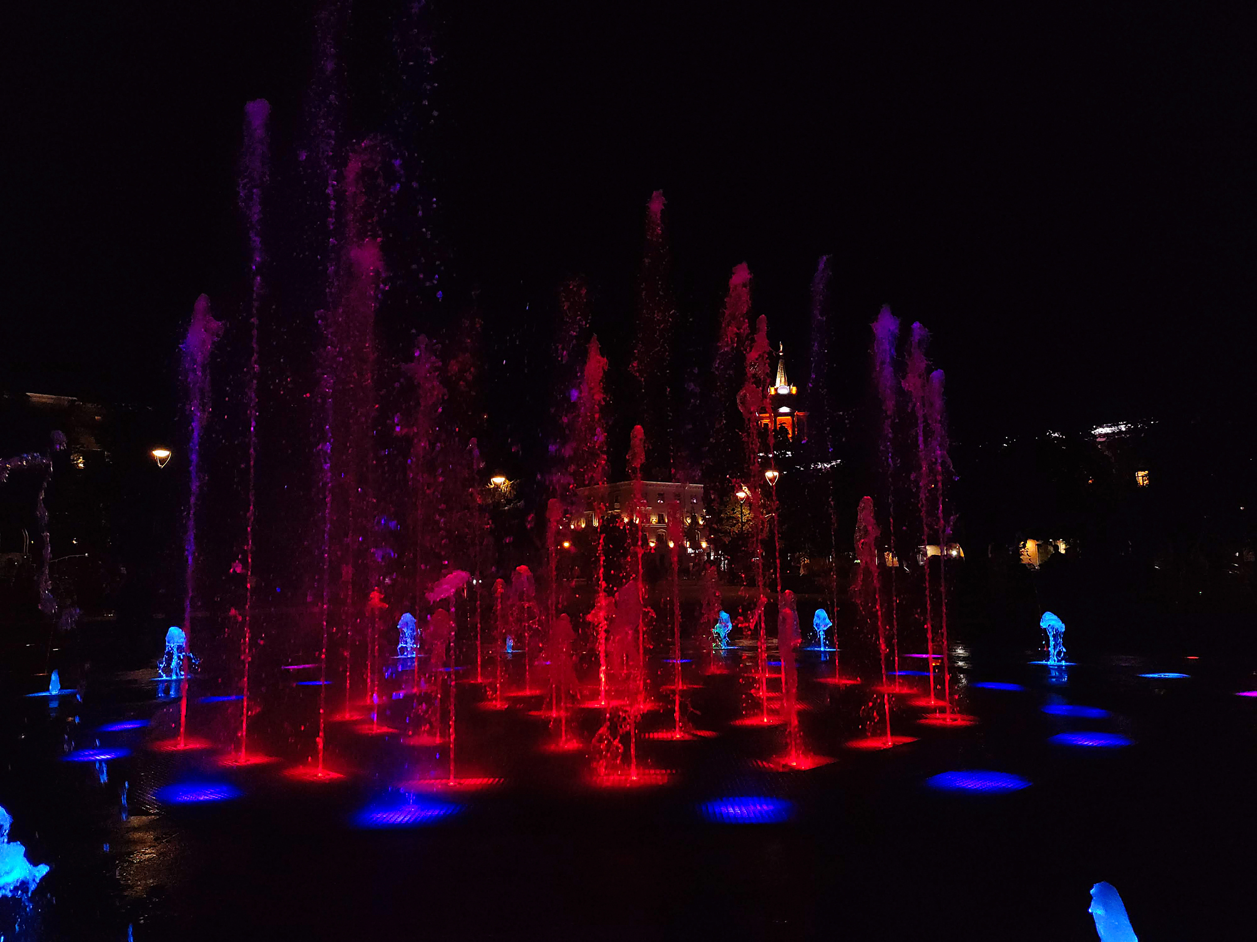 Фото отчет  о  сухих  фонтанах  в Воронеже. Фотограф Тамара Нижельская Воронеж