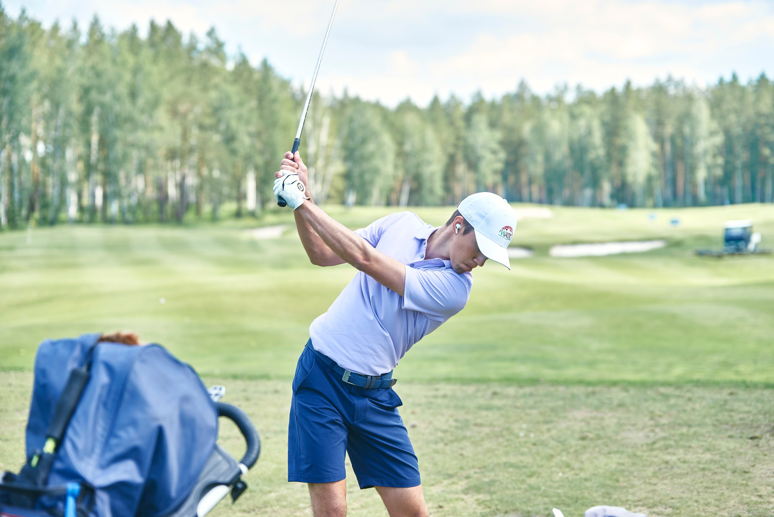 Старшие спортсмены. Академия гольфа NSU в Москве. Тренировки по гольфу для детей и взрослых, тренировки для новичков