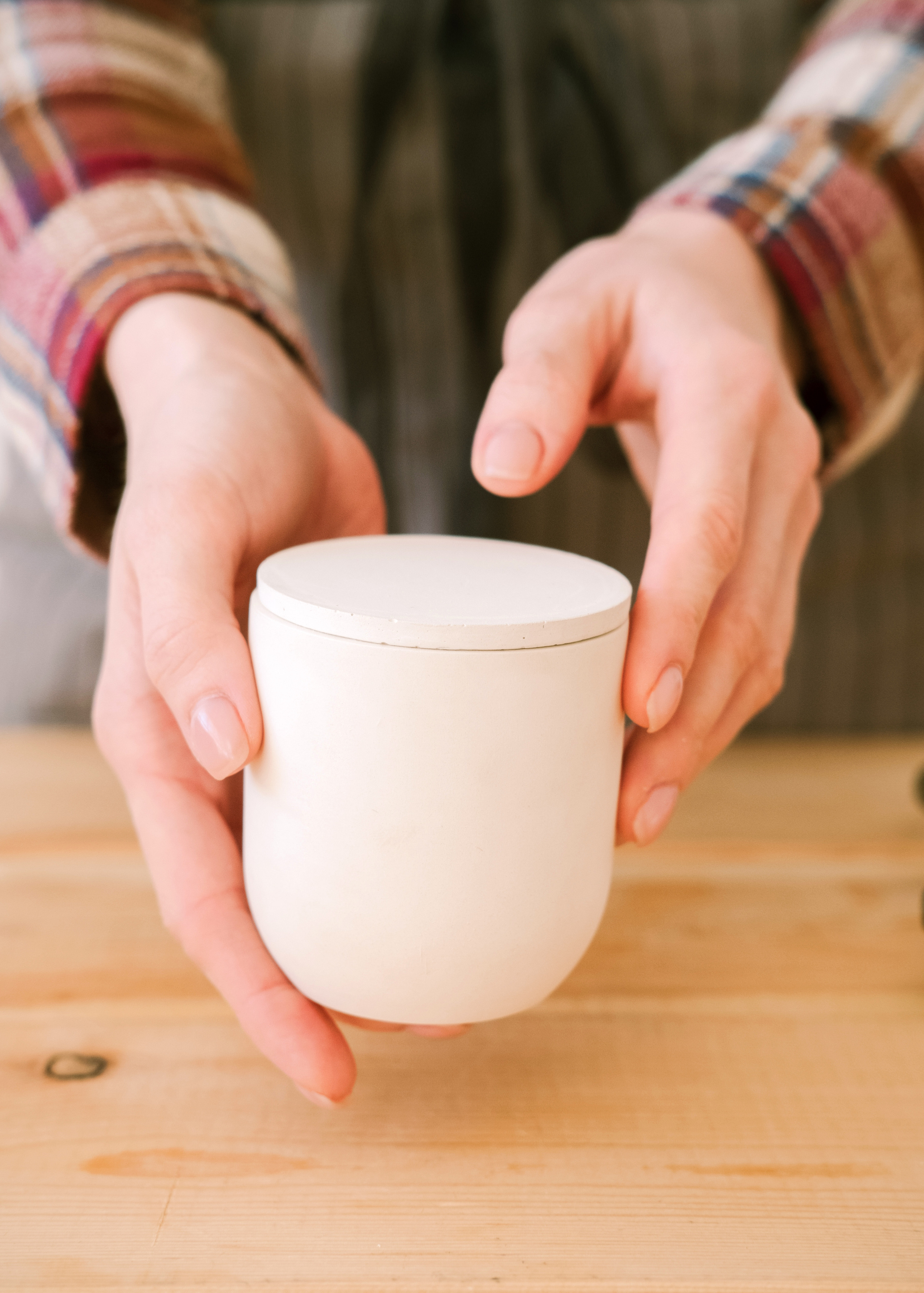 Интервью с основательницей мастерской Hearth&Home. Артём Кузнецов, фотограф, Новосибирск