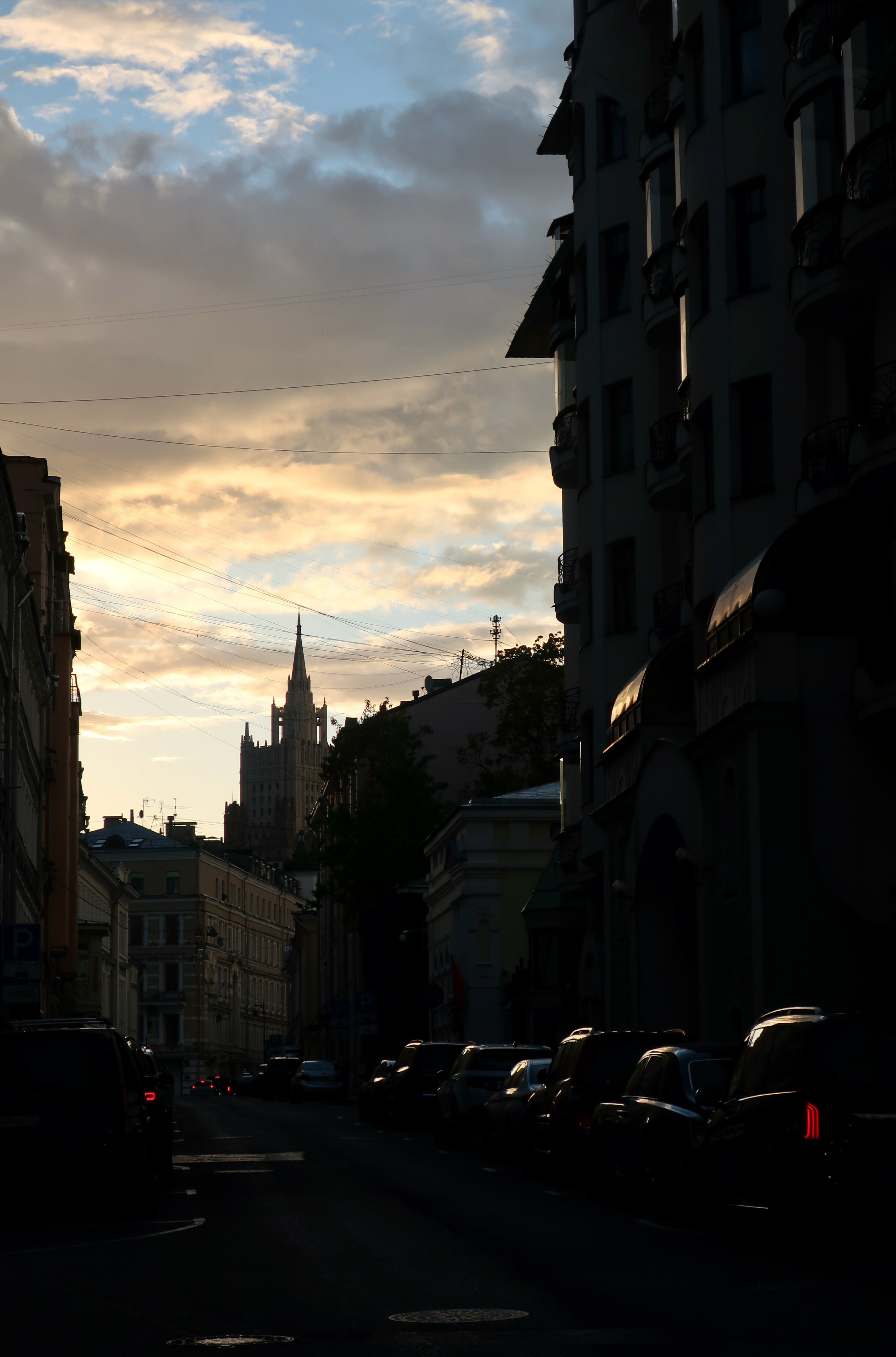 Фотопрогулка по Москве: Остоженка, Пречистенка и переулки. Проект «Фотокладовка»: блог уличной фотографии в формате street photo