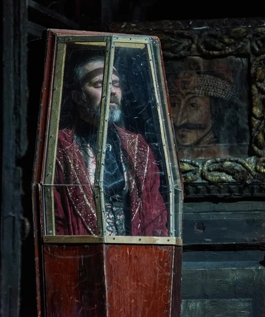 Нестареющий «Дракула» в театре «У Моста». Журнал о самом особенном. Пермь и Пермский край