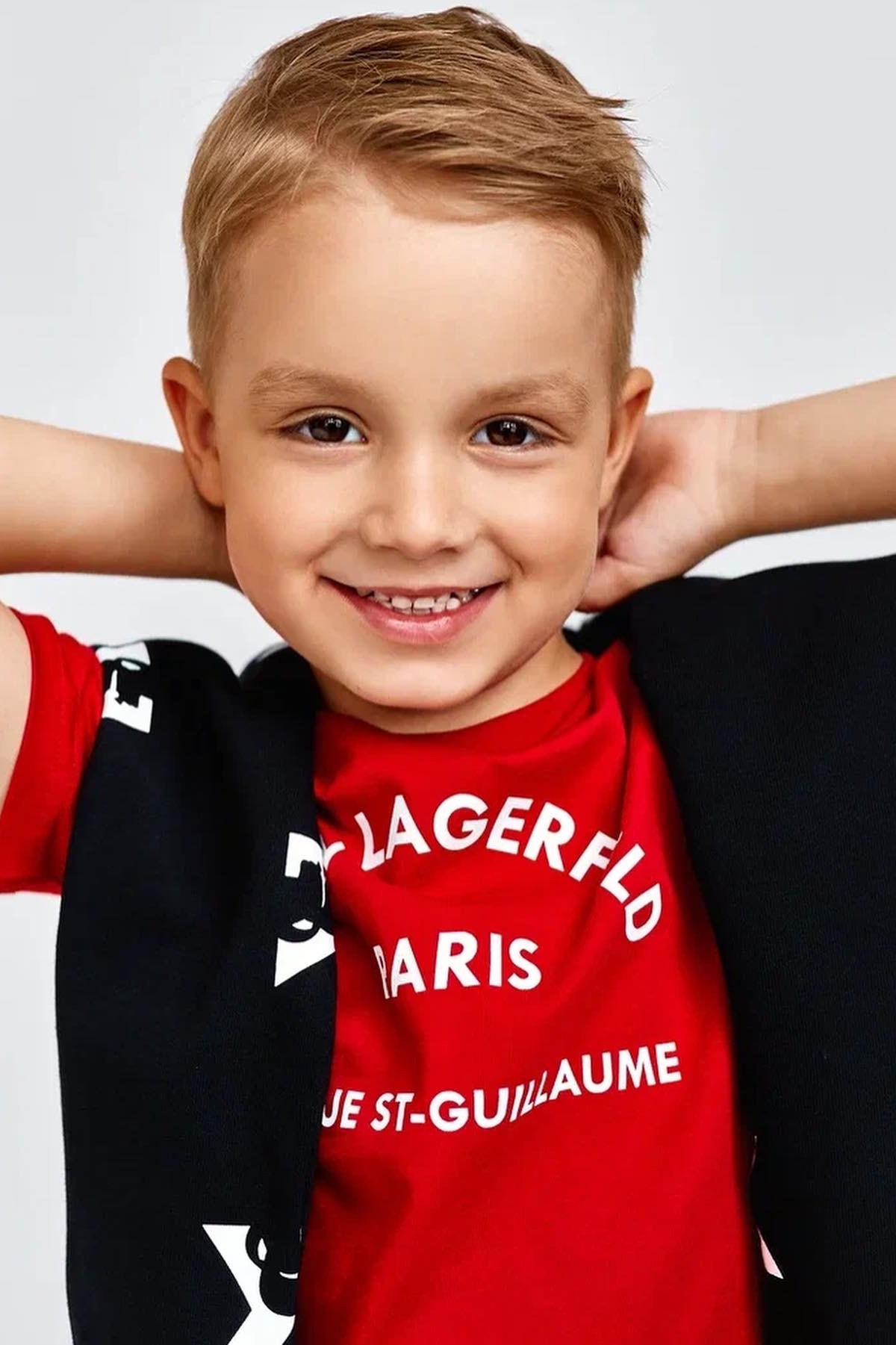 База моделей. Фотограф Полина Закирова