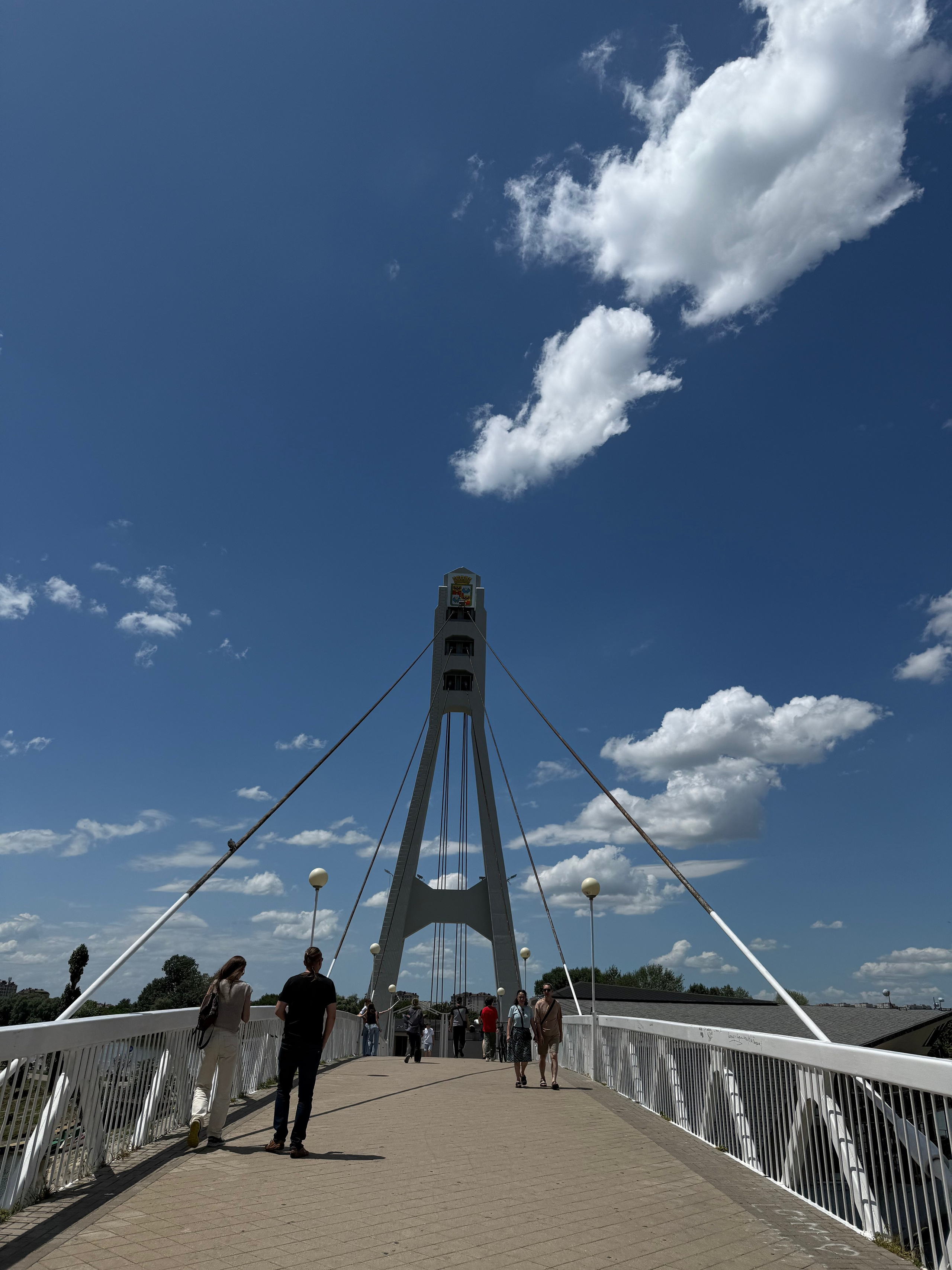 Фотосессия на Мосту поцелуев в Краснодаре — романтичная атмосфера