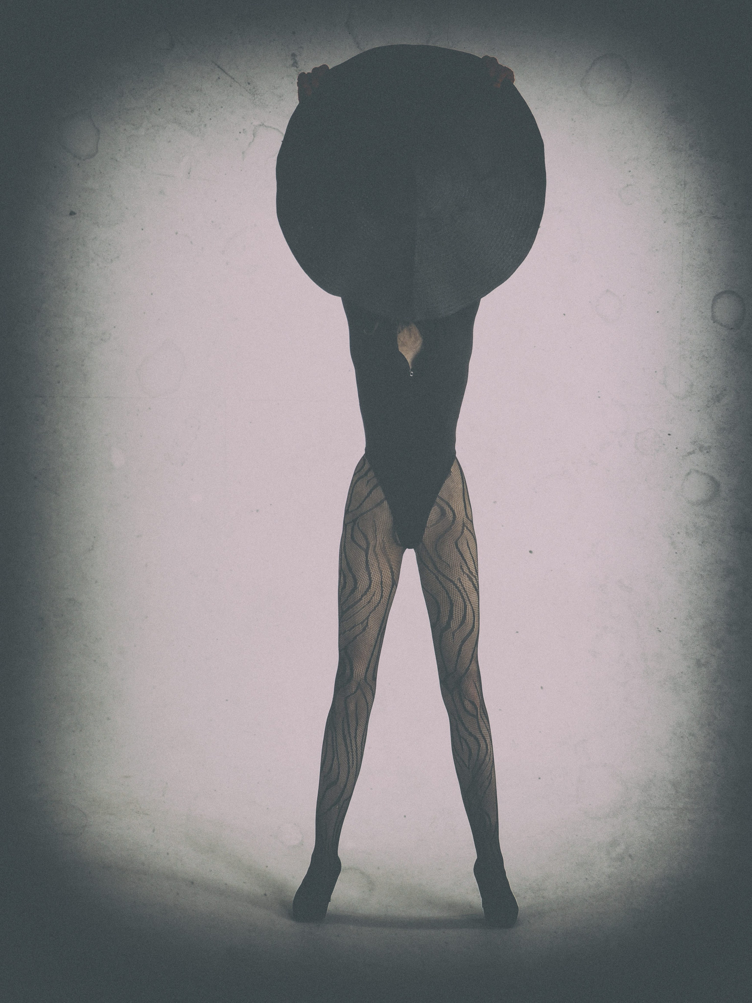 FORM AND VOID. Yulia Yurchevskaya | Art Director & Visual Visionary