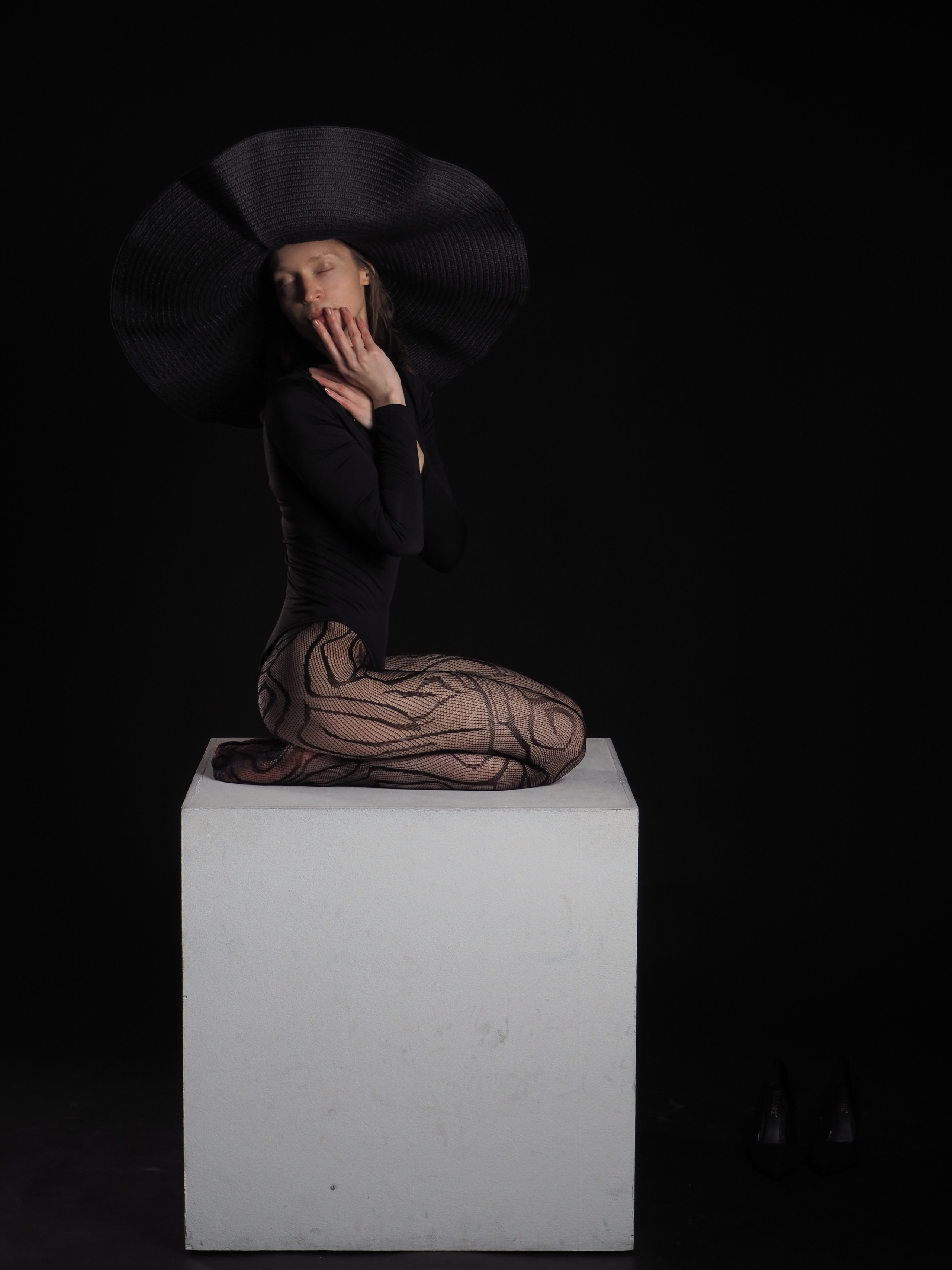 FORM AND VOID. Yulia Yurchevskaya | Art Director & Visual Visionary