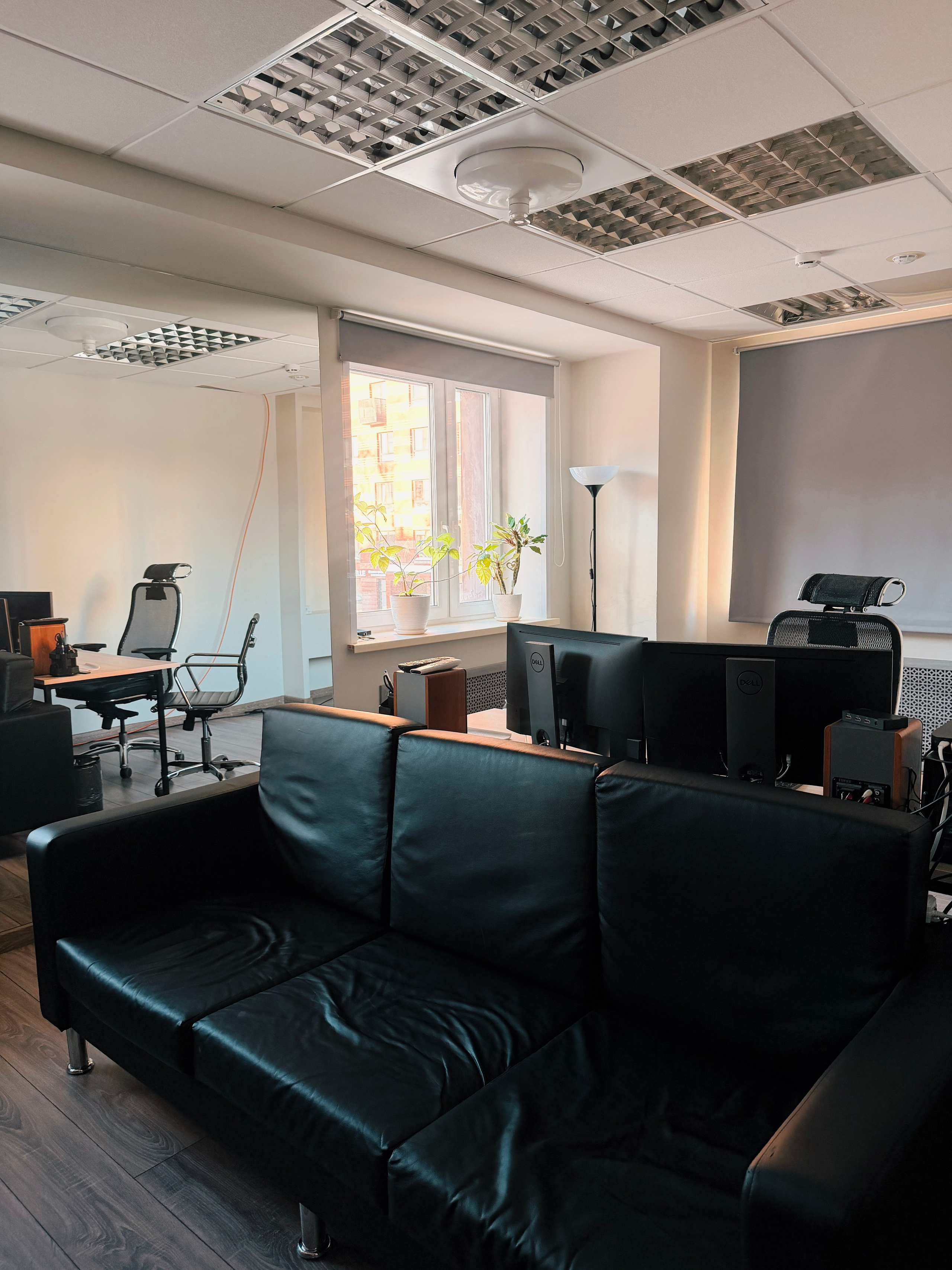 КОНТАКТЫ. STAGE 8, постпродакшн кино и сериалов, Москва