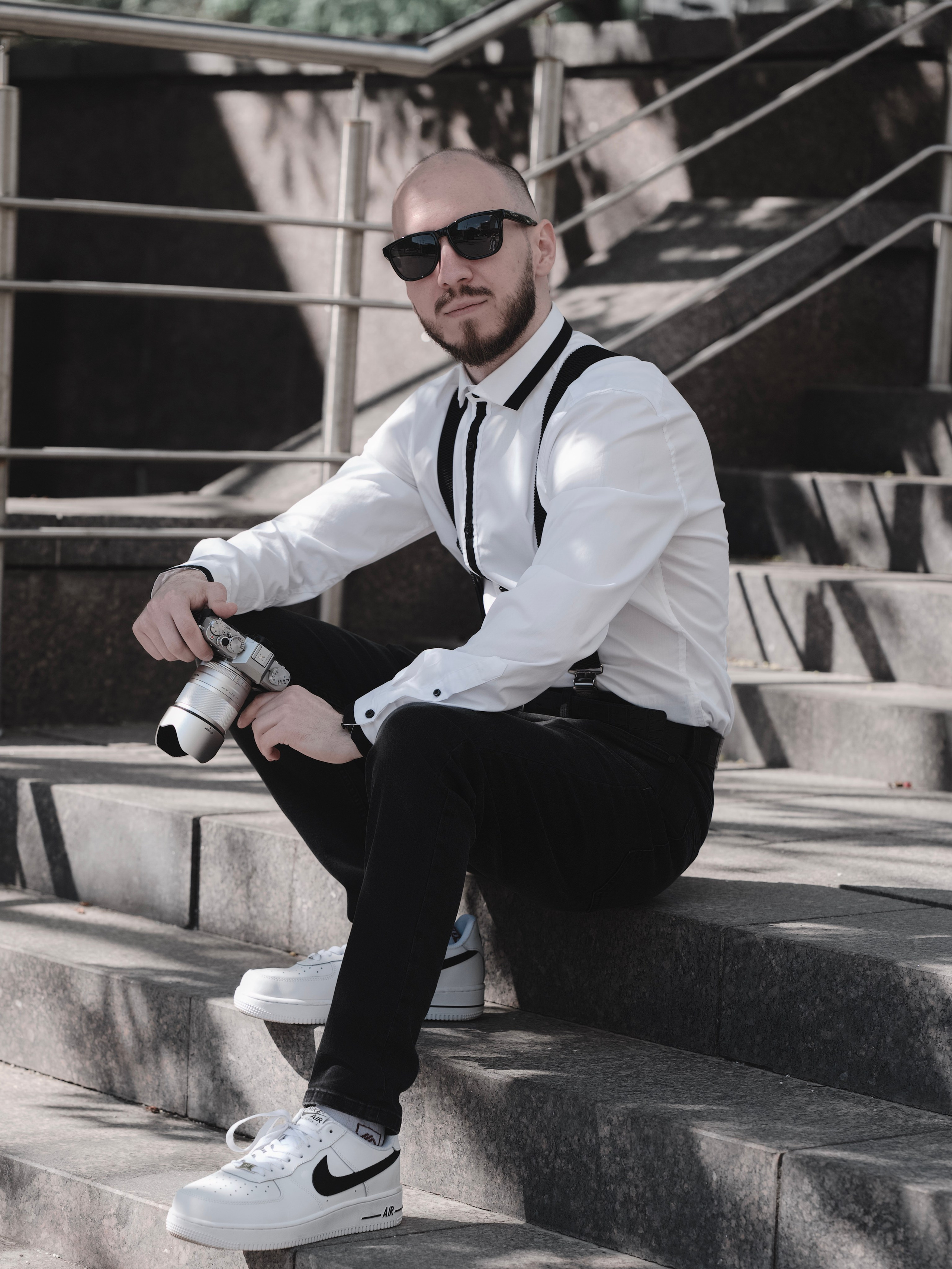 Услуги. Моя высокая любовь  — в каждом кадре