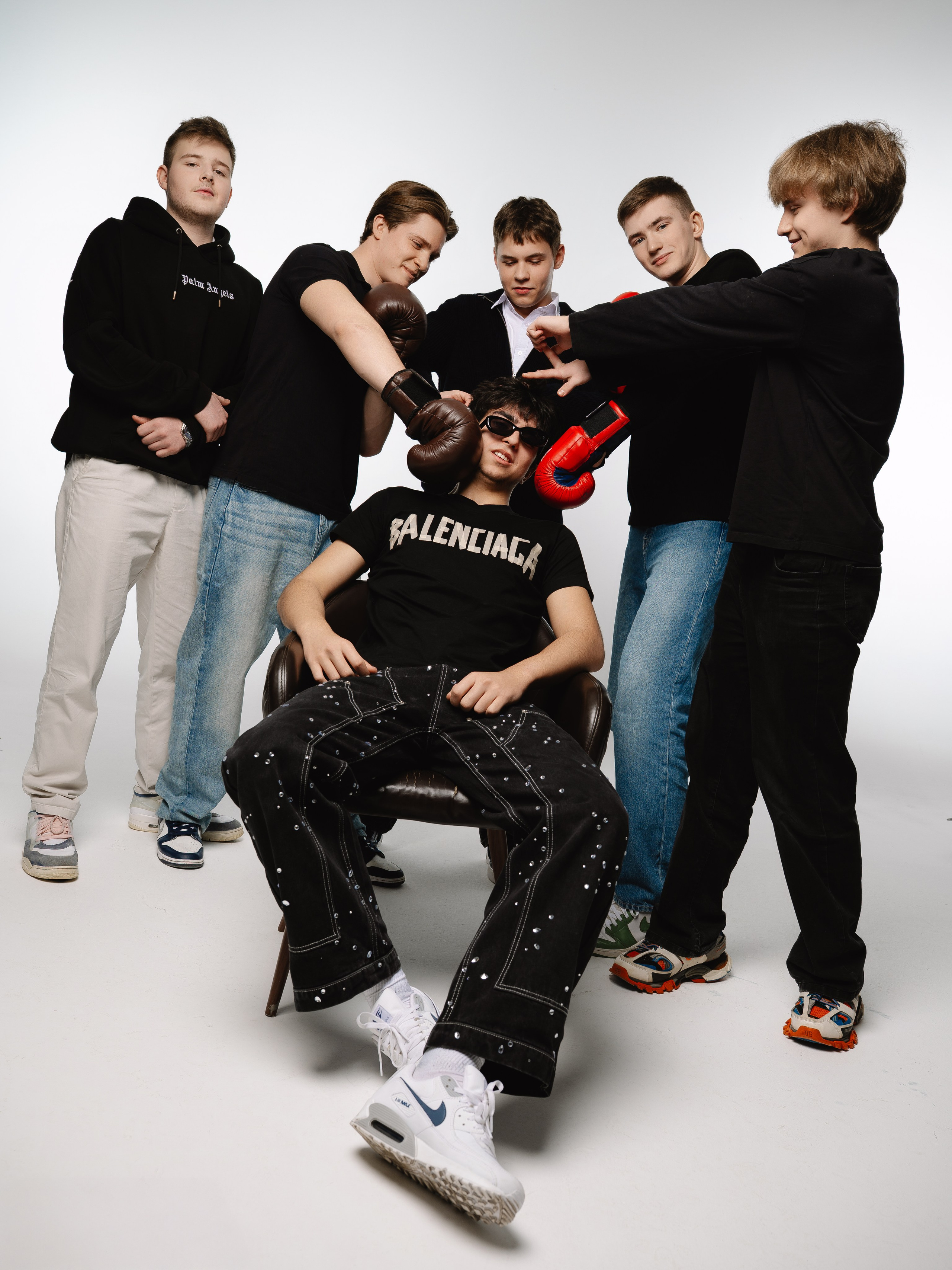 Nostalgia Studio | Школьные Выпускные альбомы